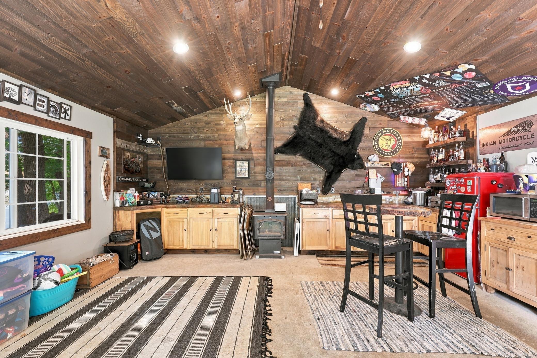 2021 single family home for sale at 21352 NE Pickerel Lake Road in Rochert, MN — 3 bed, 2 bath (photo 44 of 65)