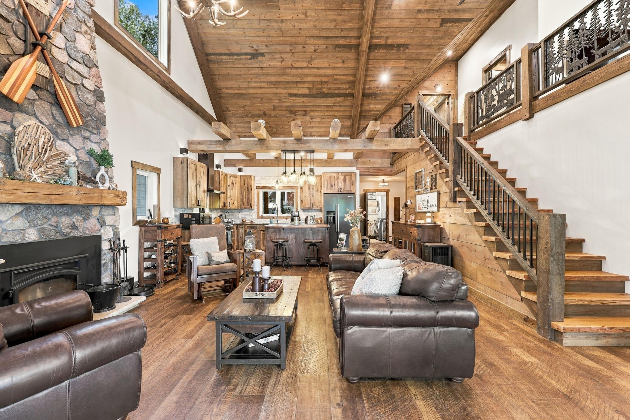 2021 single family home for sale at 21352 NE Pickerel Lake Road in Rochert, MN — 3 bed, 2 bath (photo 6 of 65)