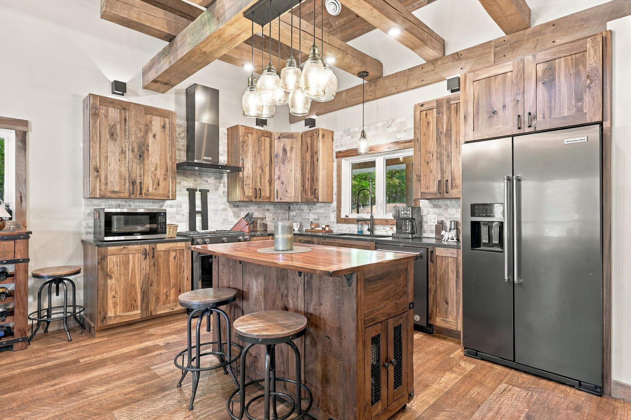 2021 single family home for sale at 21352 NE Pickerel Lake Road in Rochert, MN — 3 bed, 2 bath (photo 9 of 65)