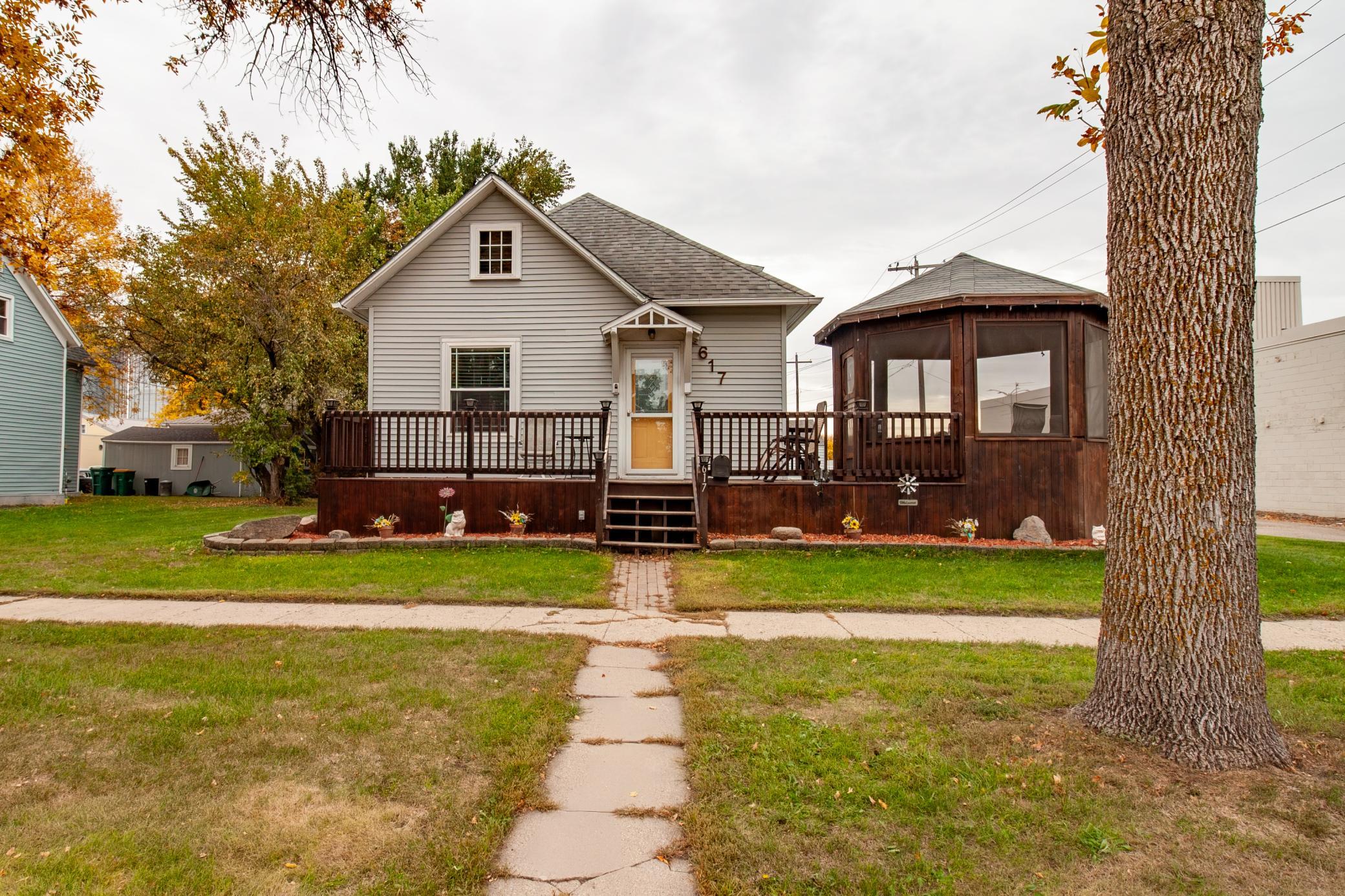 1925 single family home for sale at 617 Nebraska Avenue in Breckenridge, MN — 3 bed, 3 bath