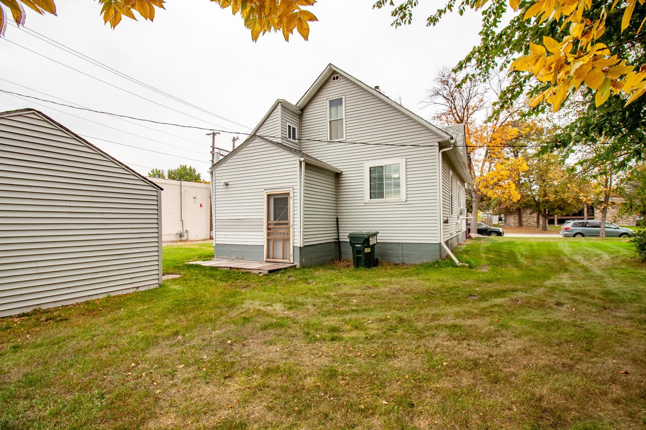 1925 single family home for sale at 617 Nebraska Avenue in Breckenridge, MN — 3 bed, 3 bath (photo 4 of 45)