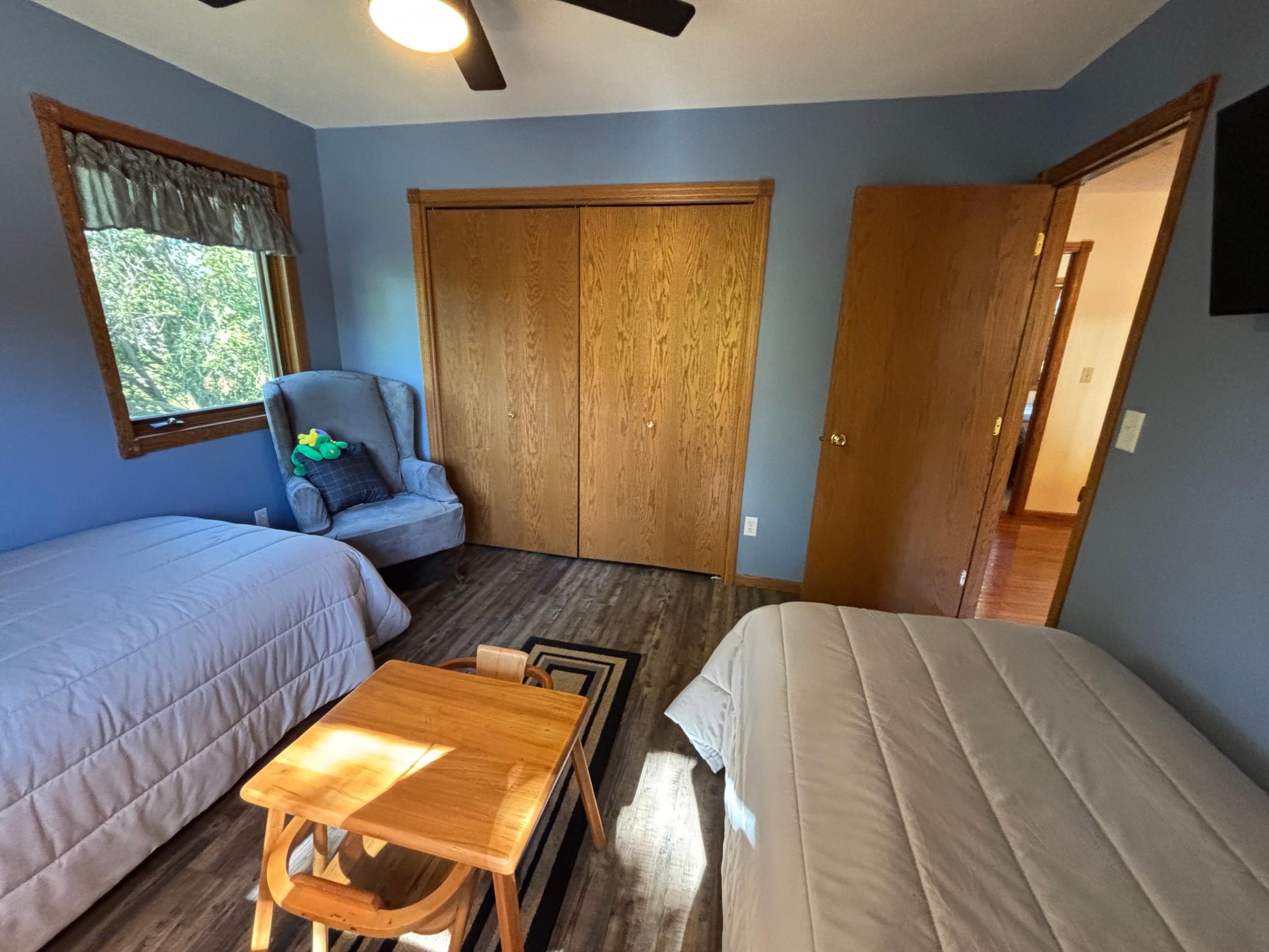 1994 single family home for sale at 1709 Little John Court in Thief River Falls, MN — 4 bed, 3 bath (photo 27 of 43)