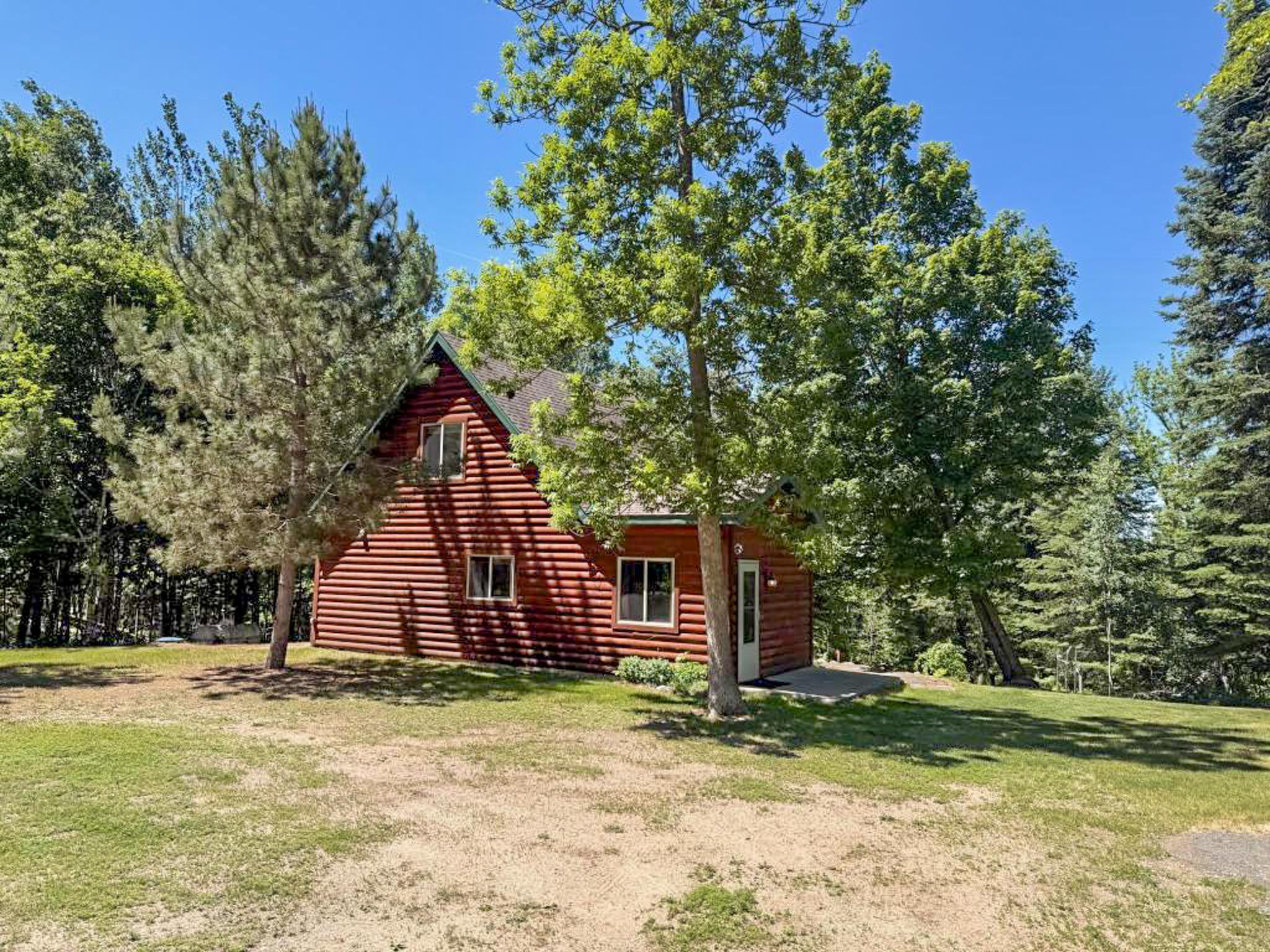 2002 single family home for sale at 50185 219th Avenue in Bemidji, MN — 1 bed, 1 bath (photo 12 of 78)