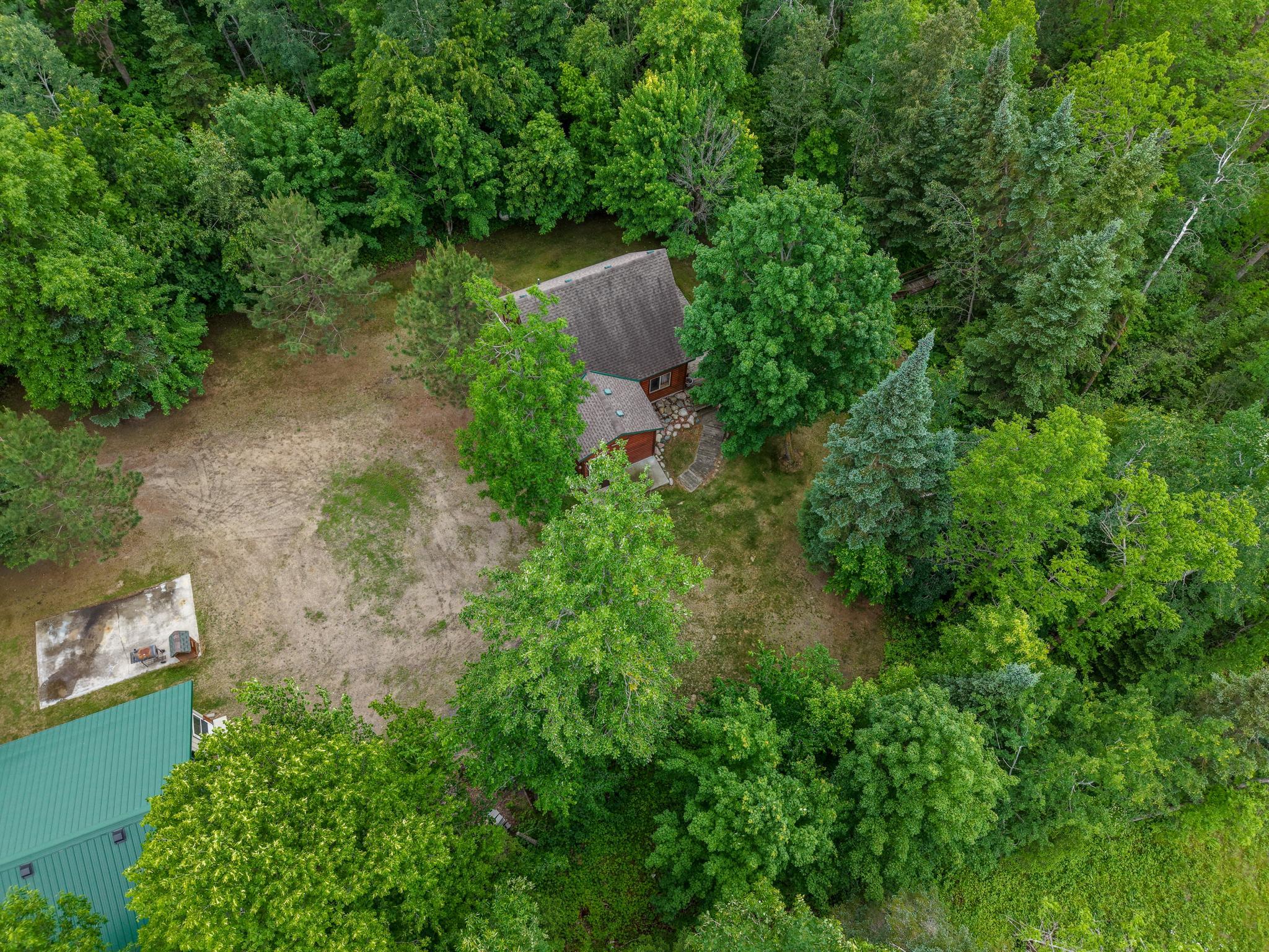 2002 single family home for sale at 50185 219th Avenue in Bemidji, MN — 1 bed, 1 bath (photo 43 of 78)