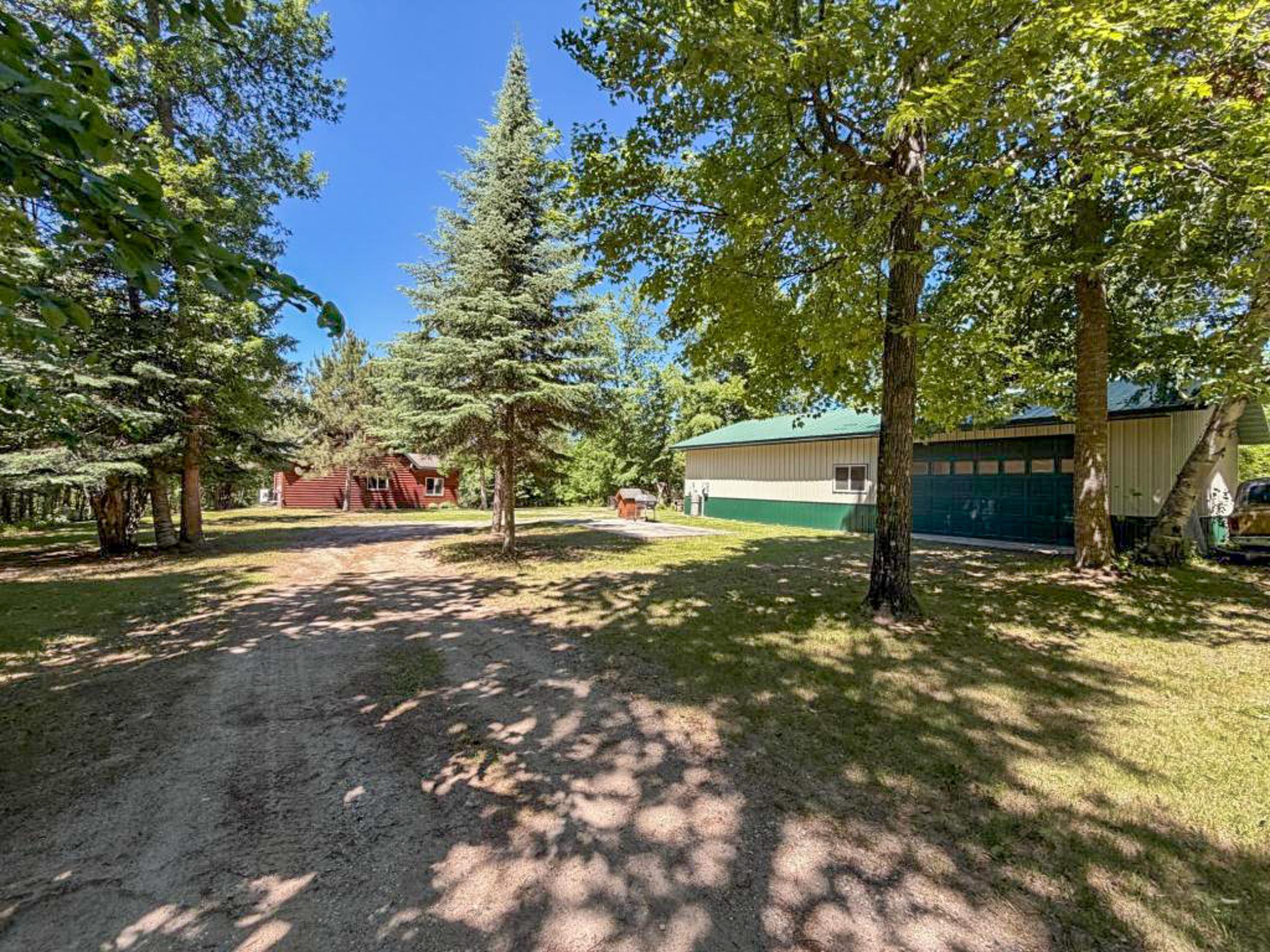 2002 single family home for sale at 50185 219th Avenue in Bemidji, MN — 1 bed, 1 bath (photo 9 of 78)