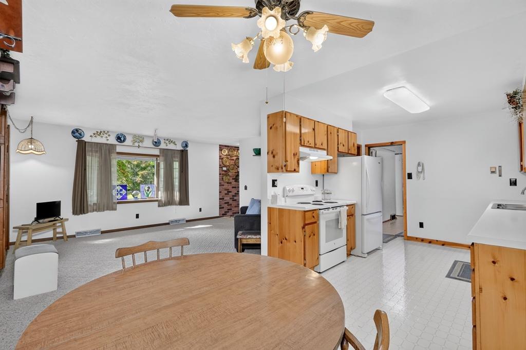 1956 single family home for sale at 29260 Clearwater Road in Grand Rapids, MN — 3 bed, 2 bath (photo 11 of 54)