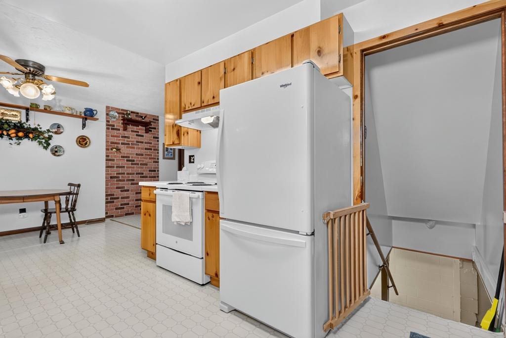 1956 single family home for sale at 29260 Clearwater Road in Grand Rapids, MN — 3 bed, 2 bath (photo 7 of 54)