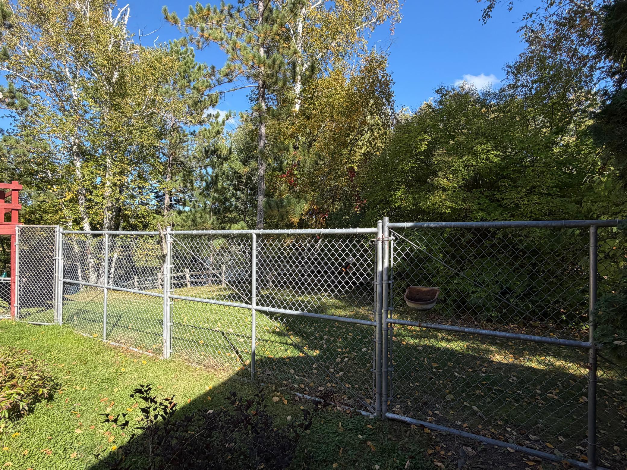 1975 single family home for sale at 1282 Mississippi Drive NW in Bena, MN — 3 bed, 2 bath (photo 7 of 49)