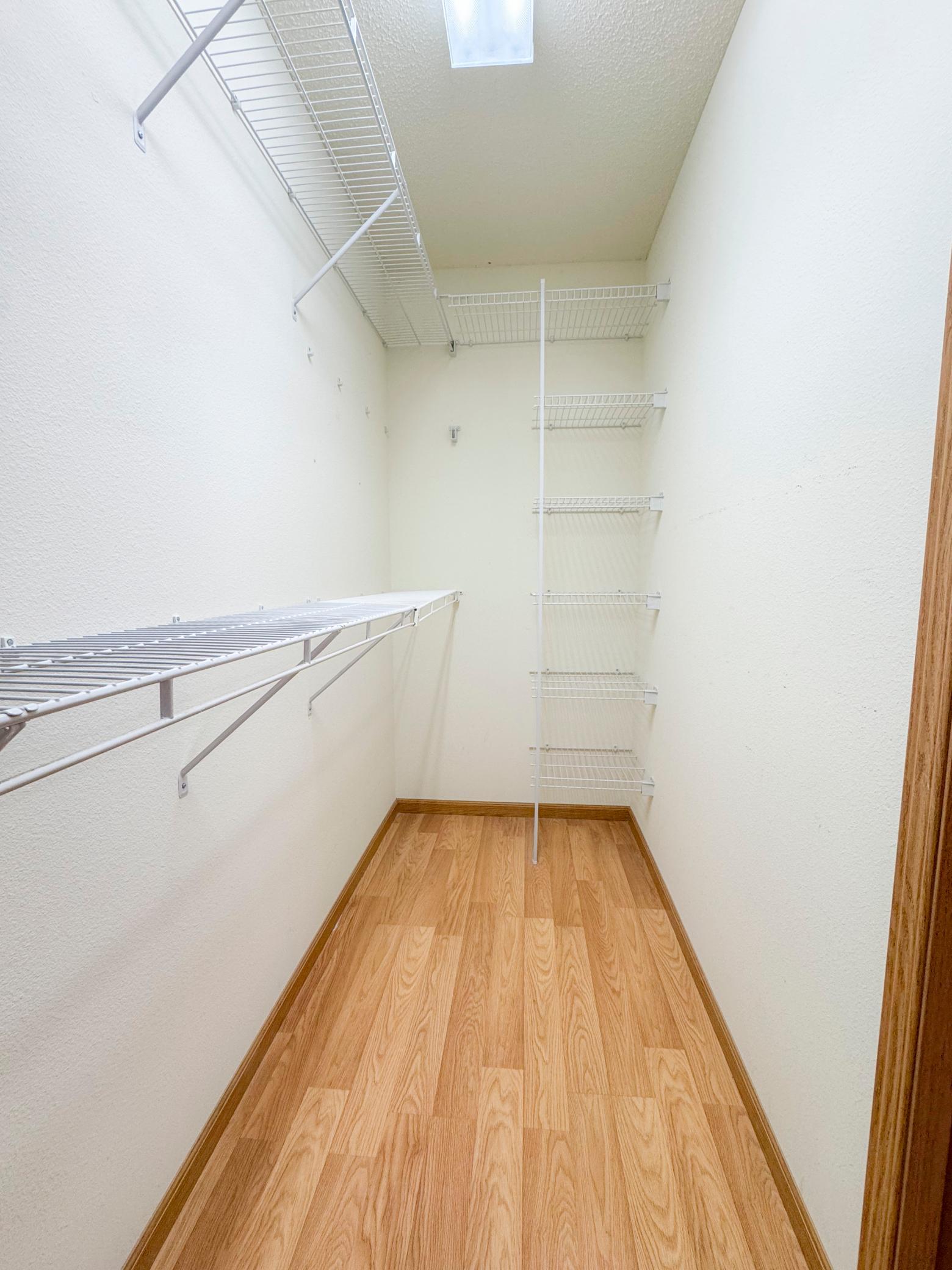 2005 townhouse for sale at 720 35th Street NW in Bemidji, MN — 2 bed, 2 bath (photo 19 of 22)