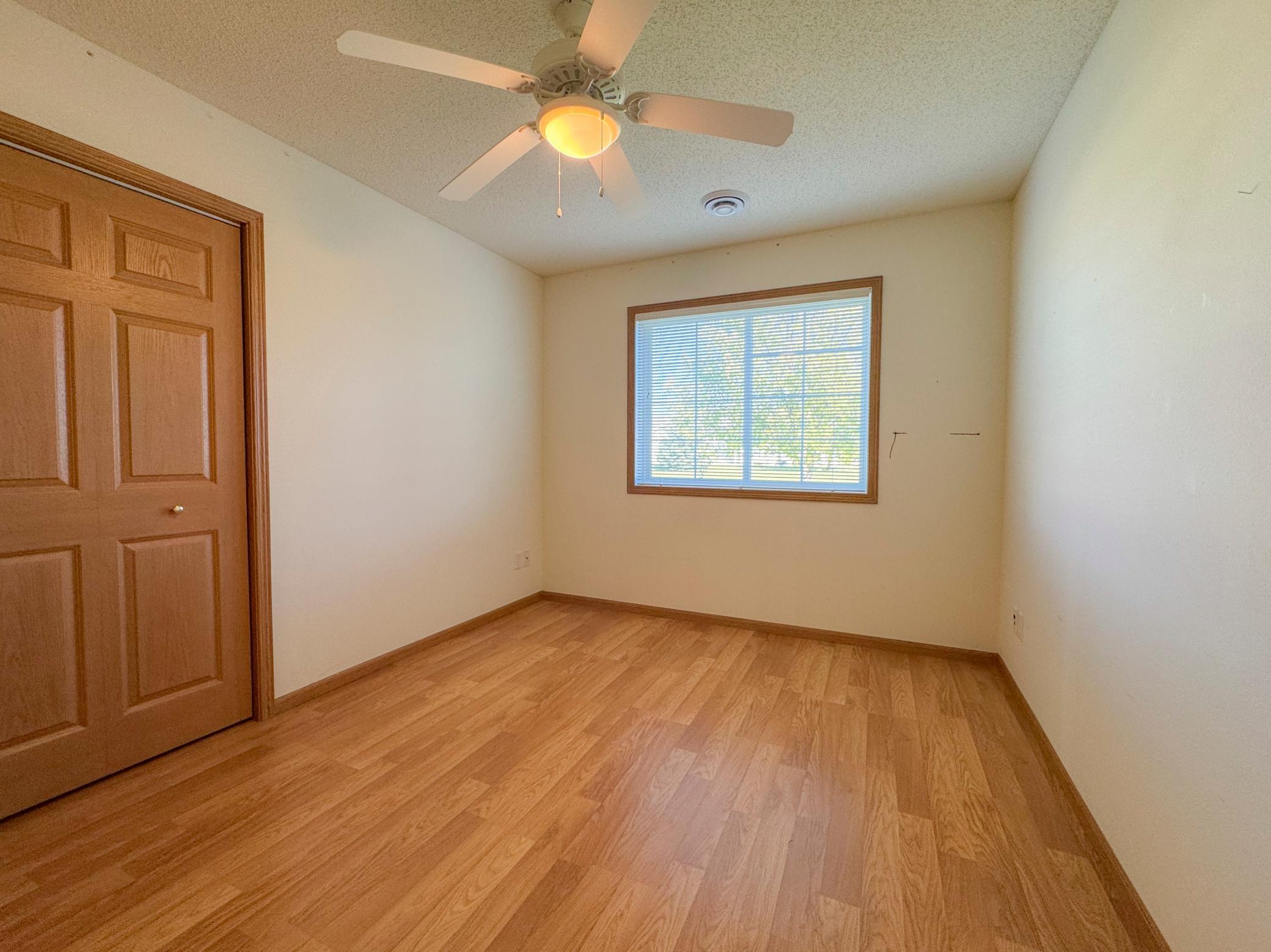 2005 townhouse for sale at 720 35th Street NW in Bemidji, MN — 2 bed, 2 bath (photo 20 of 22)