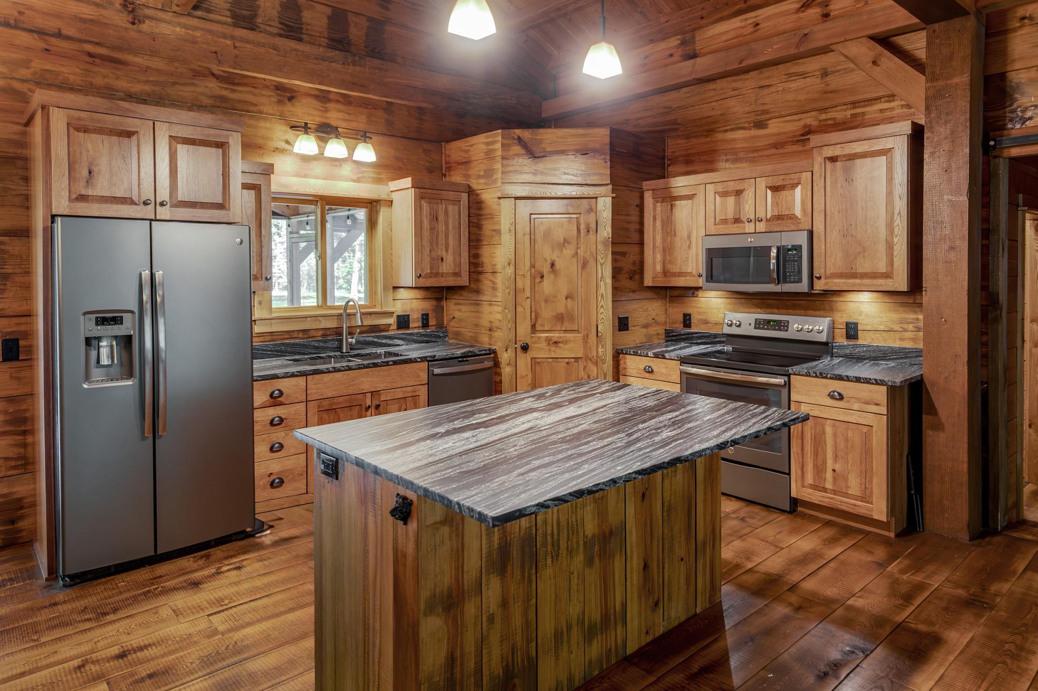 2010 single family home for sale at 27708 132nd Street in Staples, MN — 5 bed, 3 bath (photo 19 of 79)