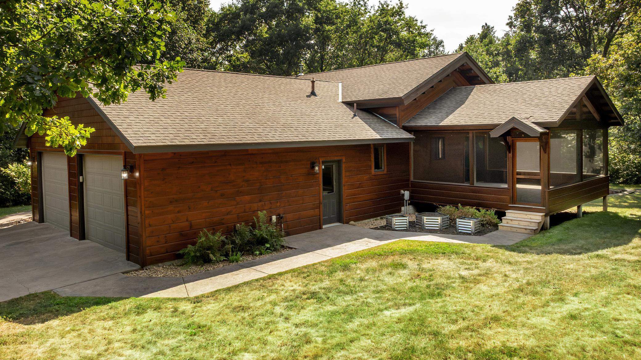 2010 single family home for sale at 27708 132nd Street in Staples, MN — 5 bed, 3 bath (photo 3 of 79)