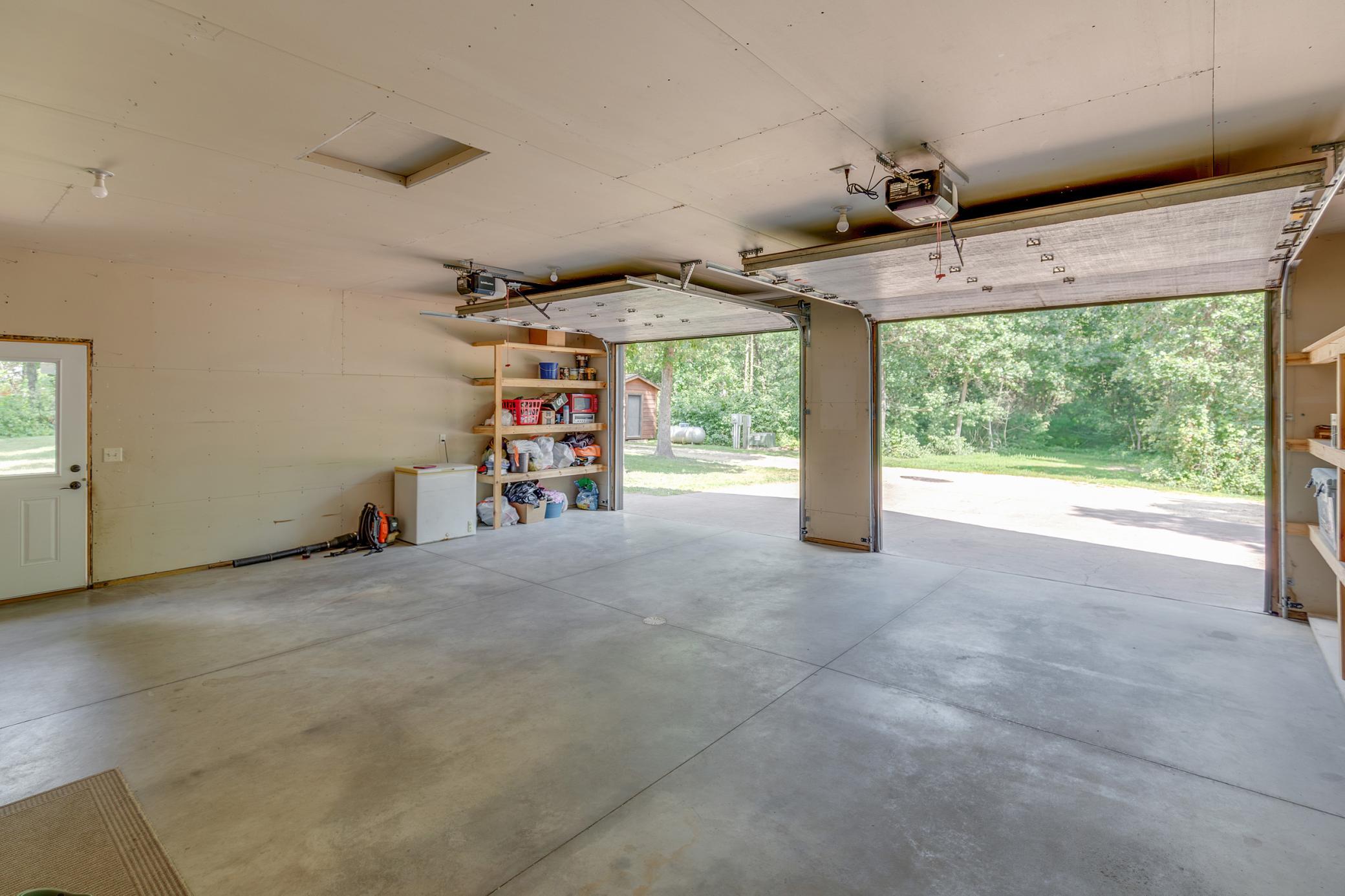 2010 single family home for sale at 27708 132nd Street in Staples, MN — 5 bed, 3 bath (photo 10 of 79)