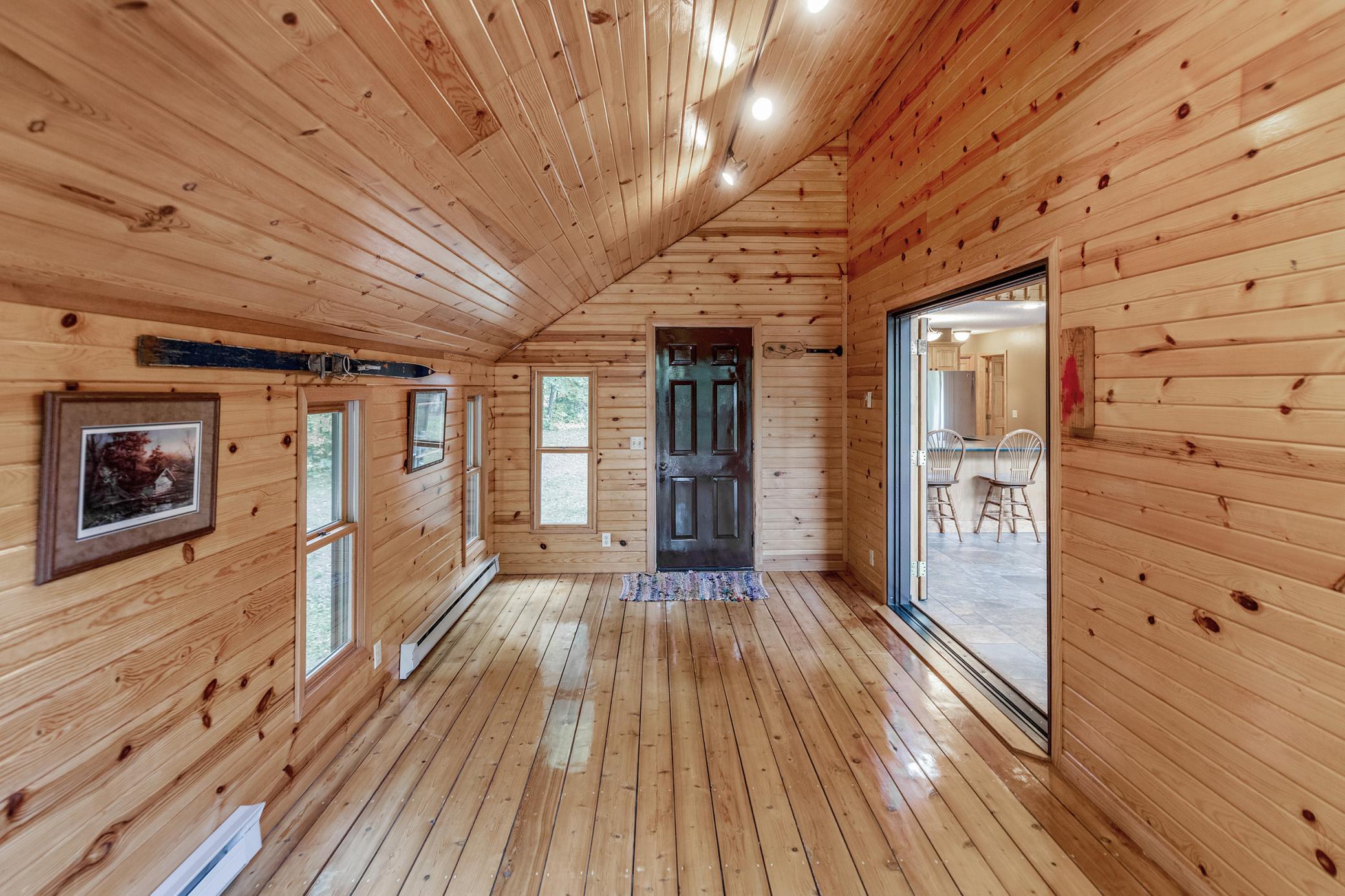 1993 single family home for sale at 443 S Lake Lawrence Road NE in Outing, MN — 1 bed, 1 bath (photo 13 of 44)