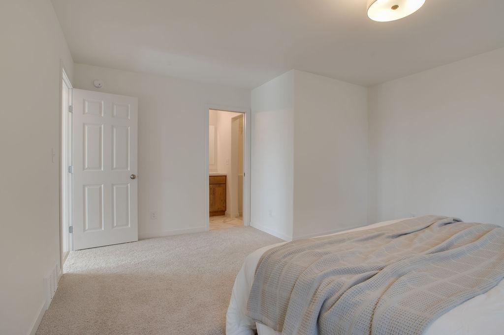 2026 single family home for sale at 2656 42nd Avenue S in Moorhead, MN — 3 bed, 3 bath (photo 13 of 19)
