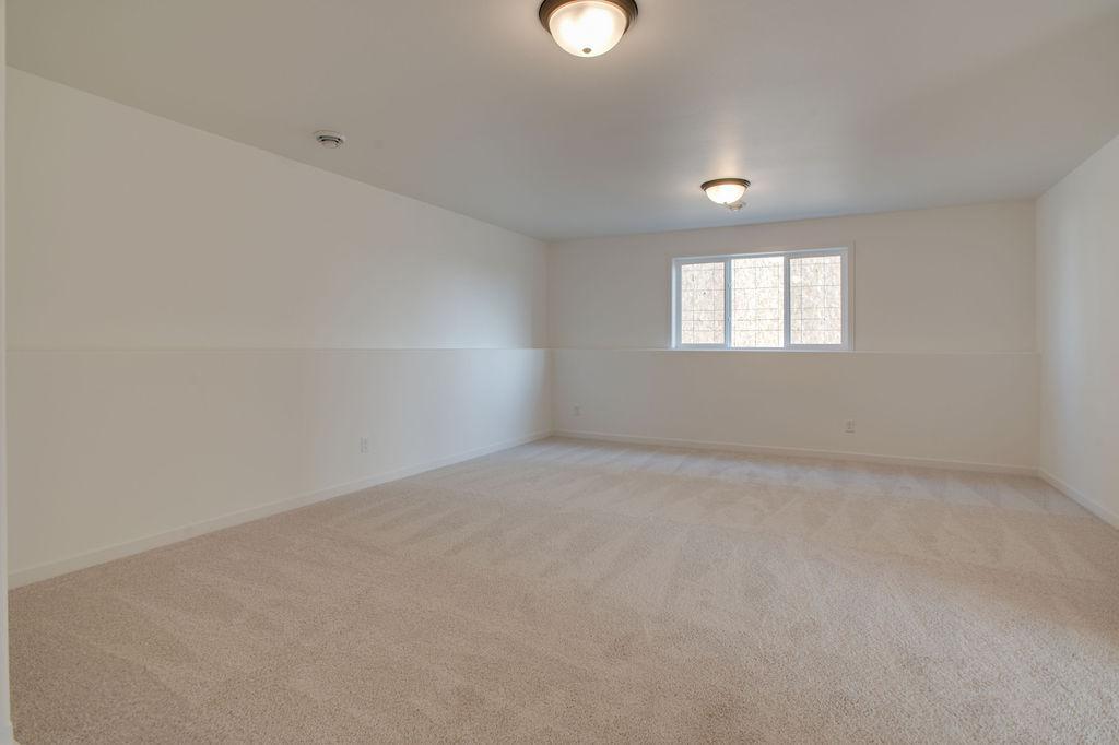 2026 single family home for sale at 2656 42nd Avenue S in Moorhead, MN — 3 bed, 3 bath (photo 15 of 19)