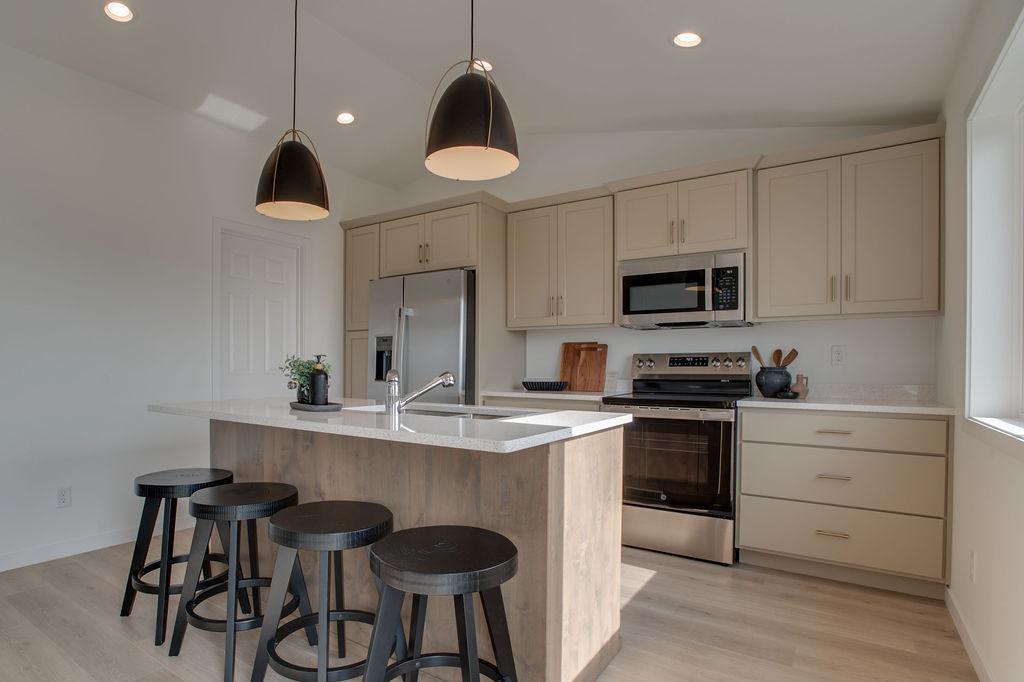 2026 single family home for sale at 2656 42nd Avenue S in Moorhead, MN — 3 bed, 3 bath (photo 9 of 19)