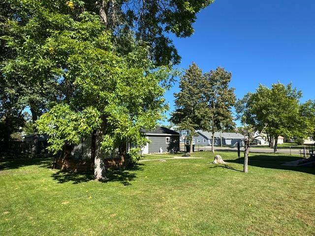 1880 single family home for sale at 703 1st Street SE in Wadena, MN — 4 bed, 2 bath (photo 13 of 54)