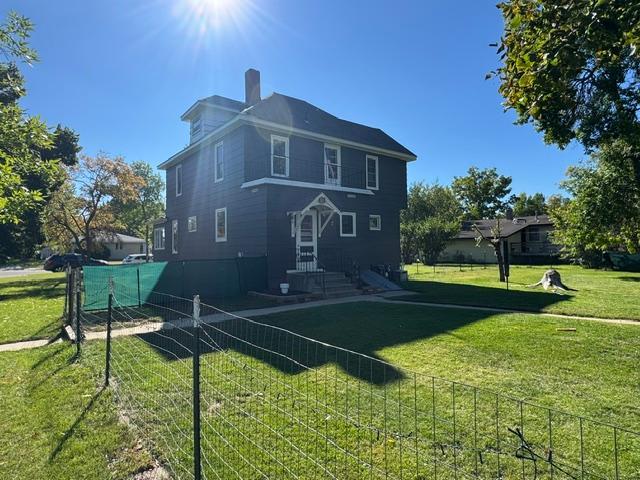 1880 single family home for sale at 703 1st Street SE in Wadena, MN — 4 bed, 2 bath (photo 15 of 54)