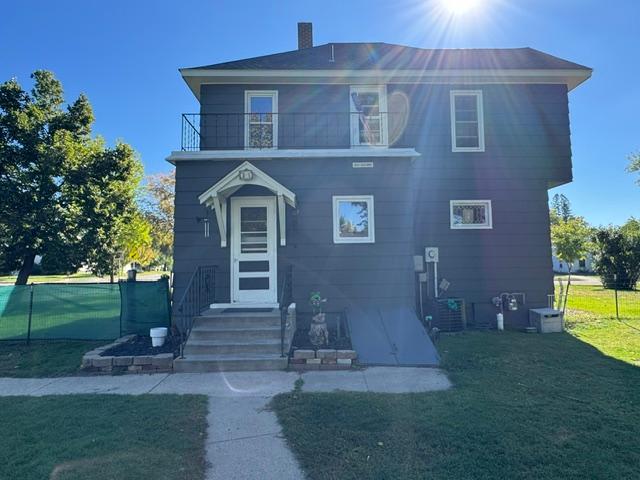 1880 single family home for sale at 703 1st Street SE in Wadena, MN — 4 bed, 2 bath (photo 16 of 54)