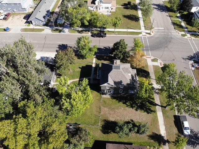 1880 single family home for sale at 703 1st Street SE in Wadena, MN — 4 bed, 2 bath (photo 6 of 54)