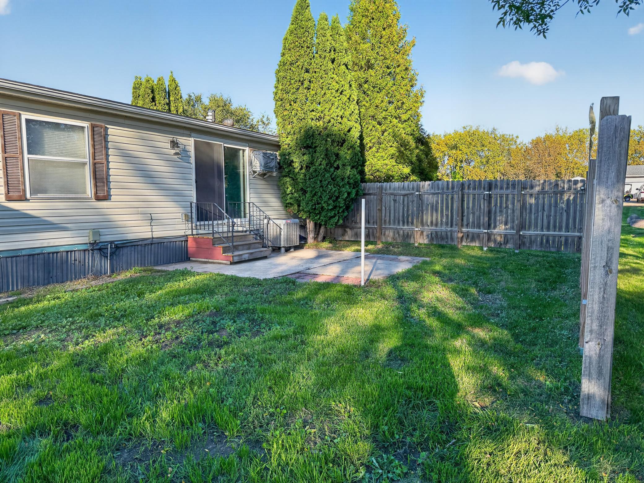 1991 single family home for sale at 101 243rd Street S in Hawley, MN — 3 bed, 3 bath (photo 37 of 59)