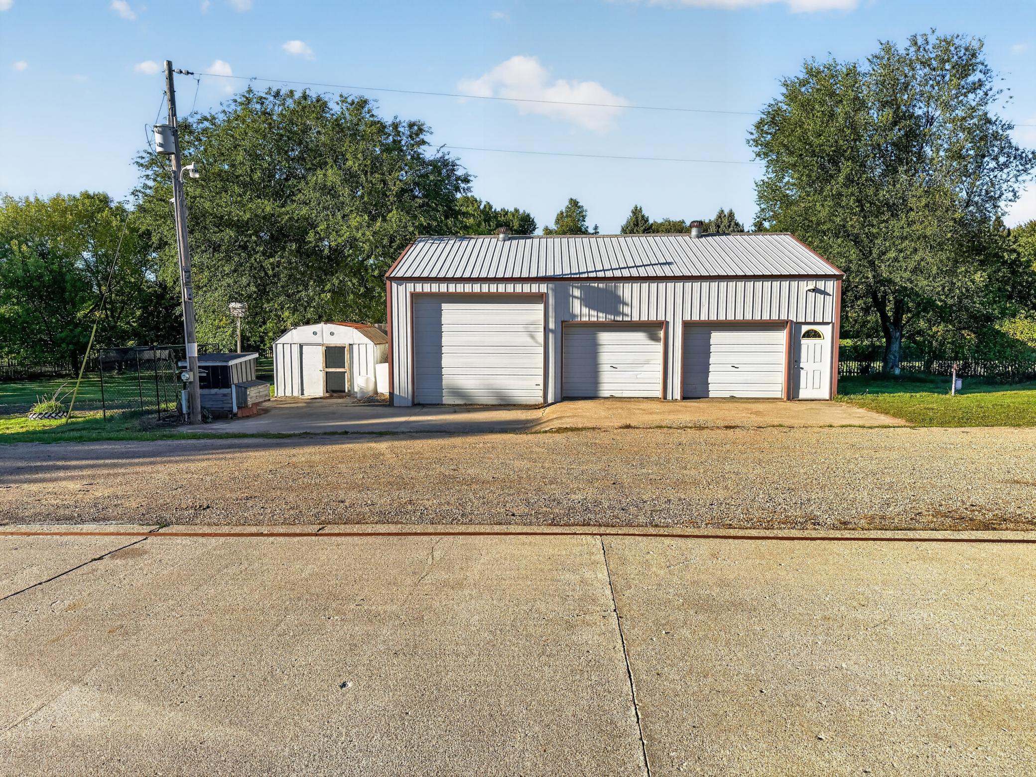 1991 single family home for sale at 101 243rd Street S in Hawley, MN — 3 bed, 3 bath (photo 40 of 59)