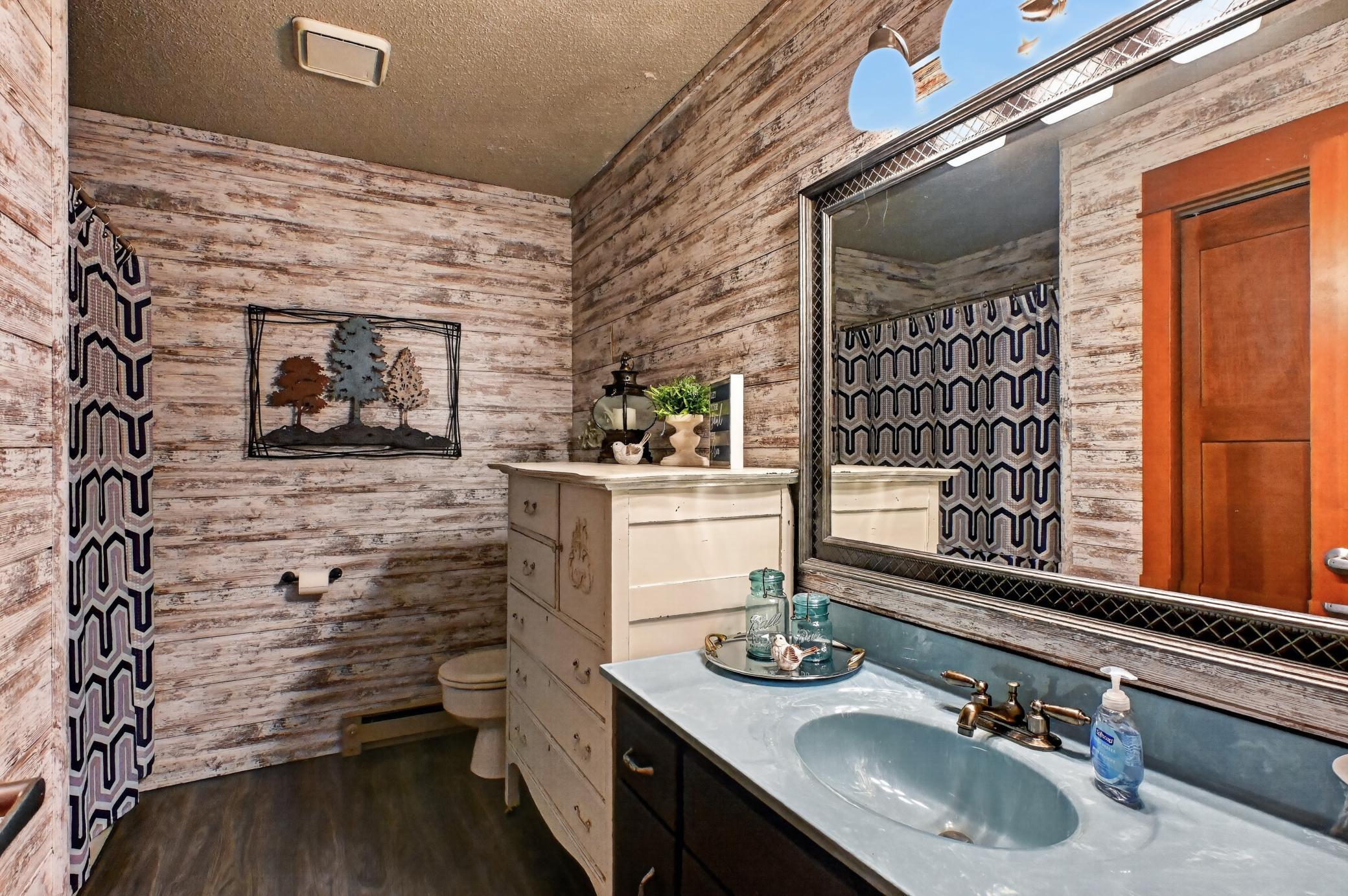 1983 townhouse for sale at 2813 Latoka Beach Road NW in Alexandria, MN — 3 bed, 3 bath (photo 23 of 60)