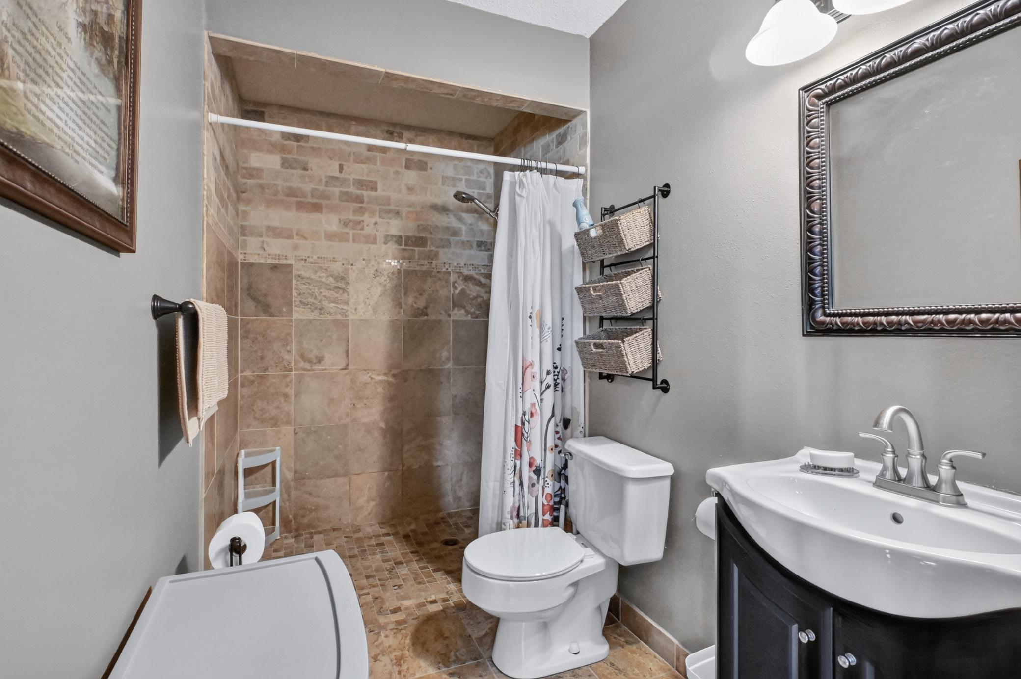 1983 townhouse for sale at 2813 Latoka Beach Road NW in Alexandria, MN — 3 bed, 3 bath (photo 31 of 60)