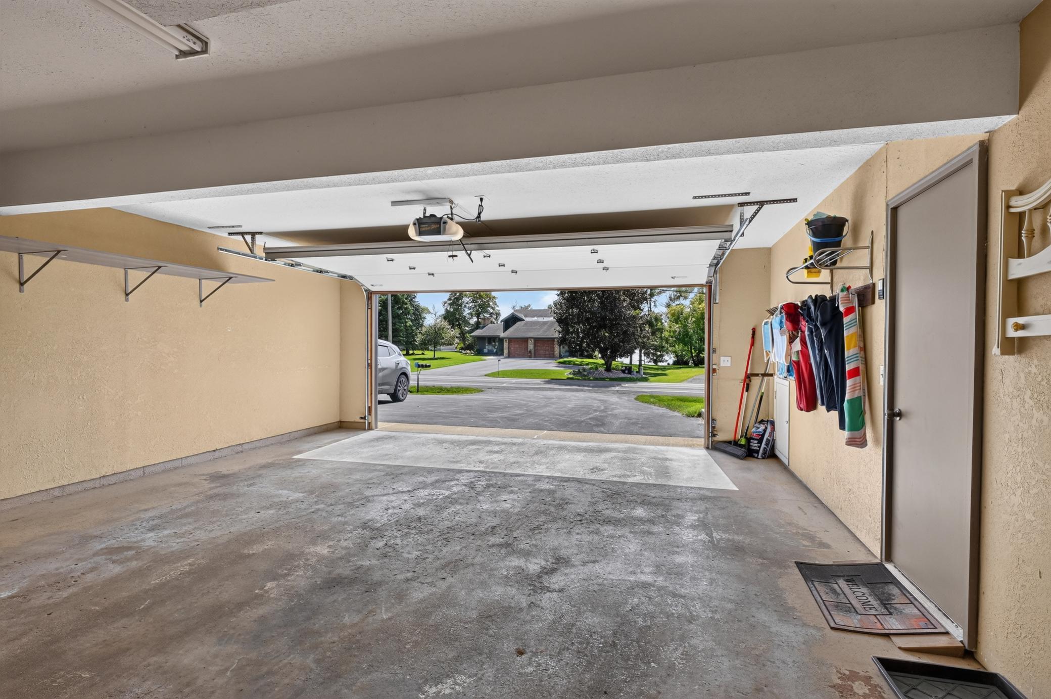 1983 townhouse for sale at 2813 Latoka Beach Road NW in Alexandria, MN — 3 bed, 3 bath (photo 35 of 60)