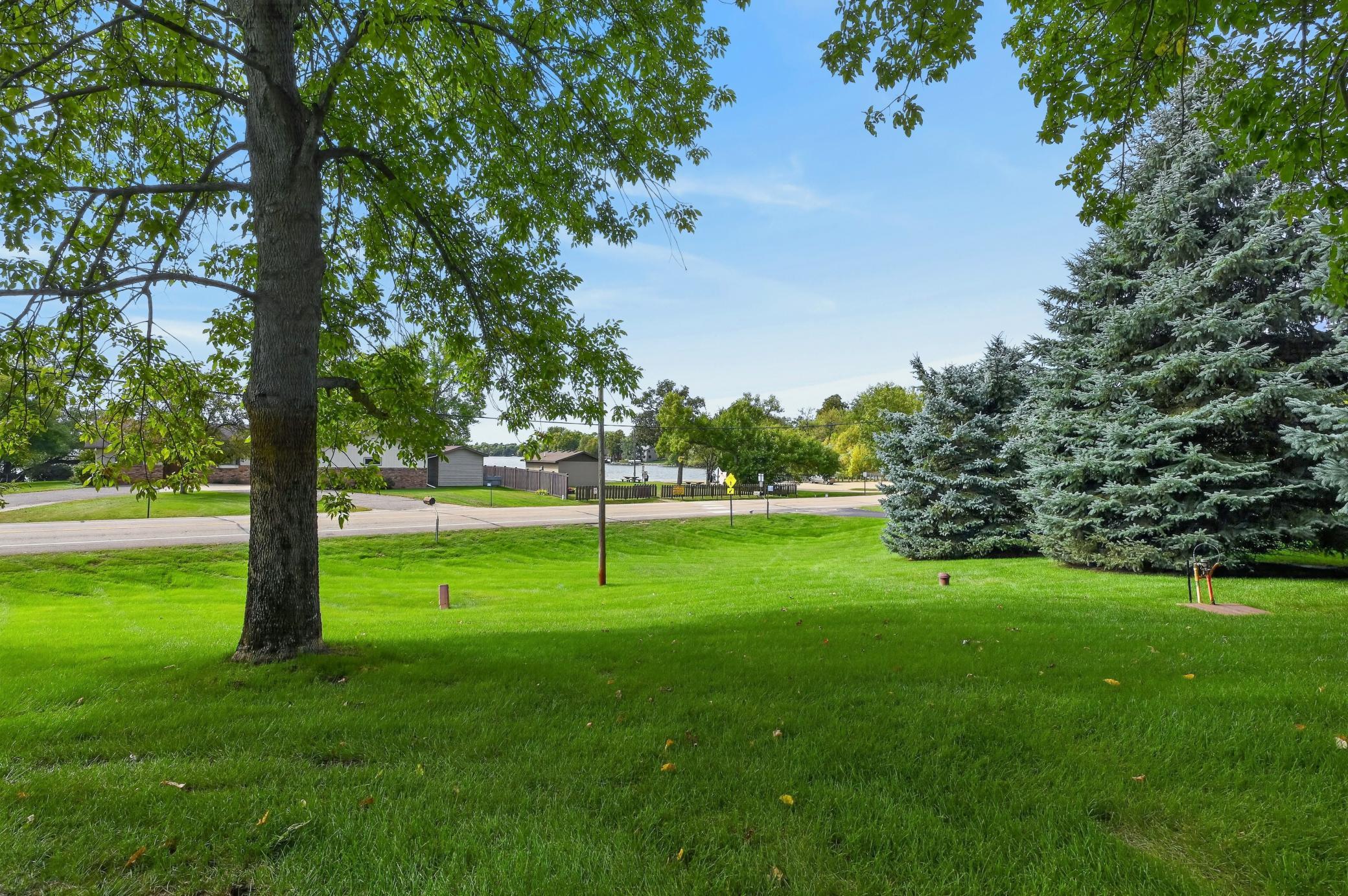 1983 townhouse for sale at 2813 Latoka Beach Road NW in Alexandria, MN — 3 bed, 3 bath (photo 43 of 60)
