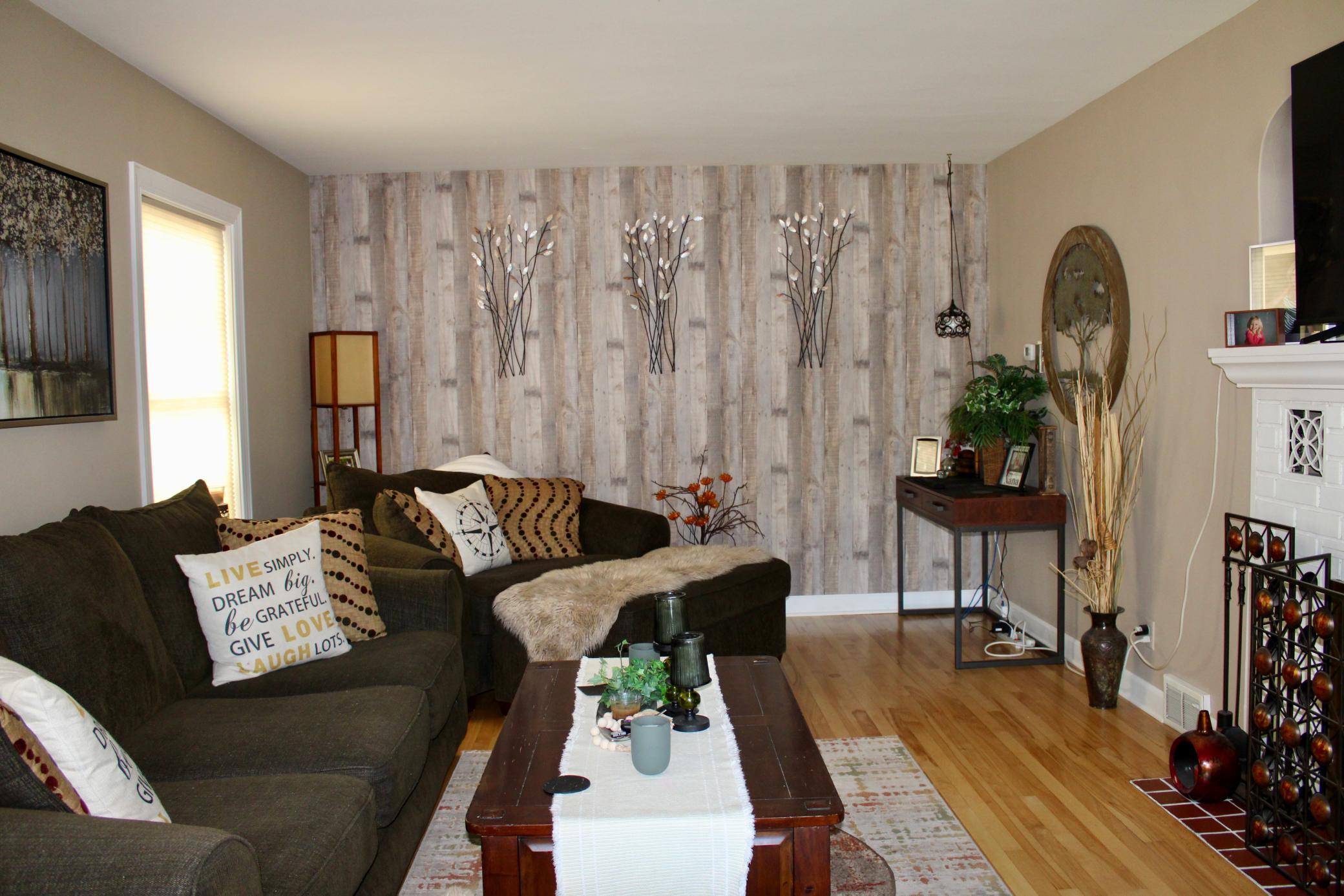 1946 single family home for sale at 820 Horace Avenue N in Thief River Falls, MN — 3 bed, 3 bath (photo 14 of 42)
