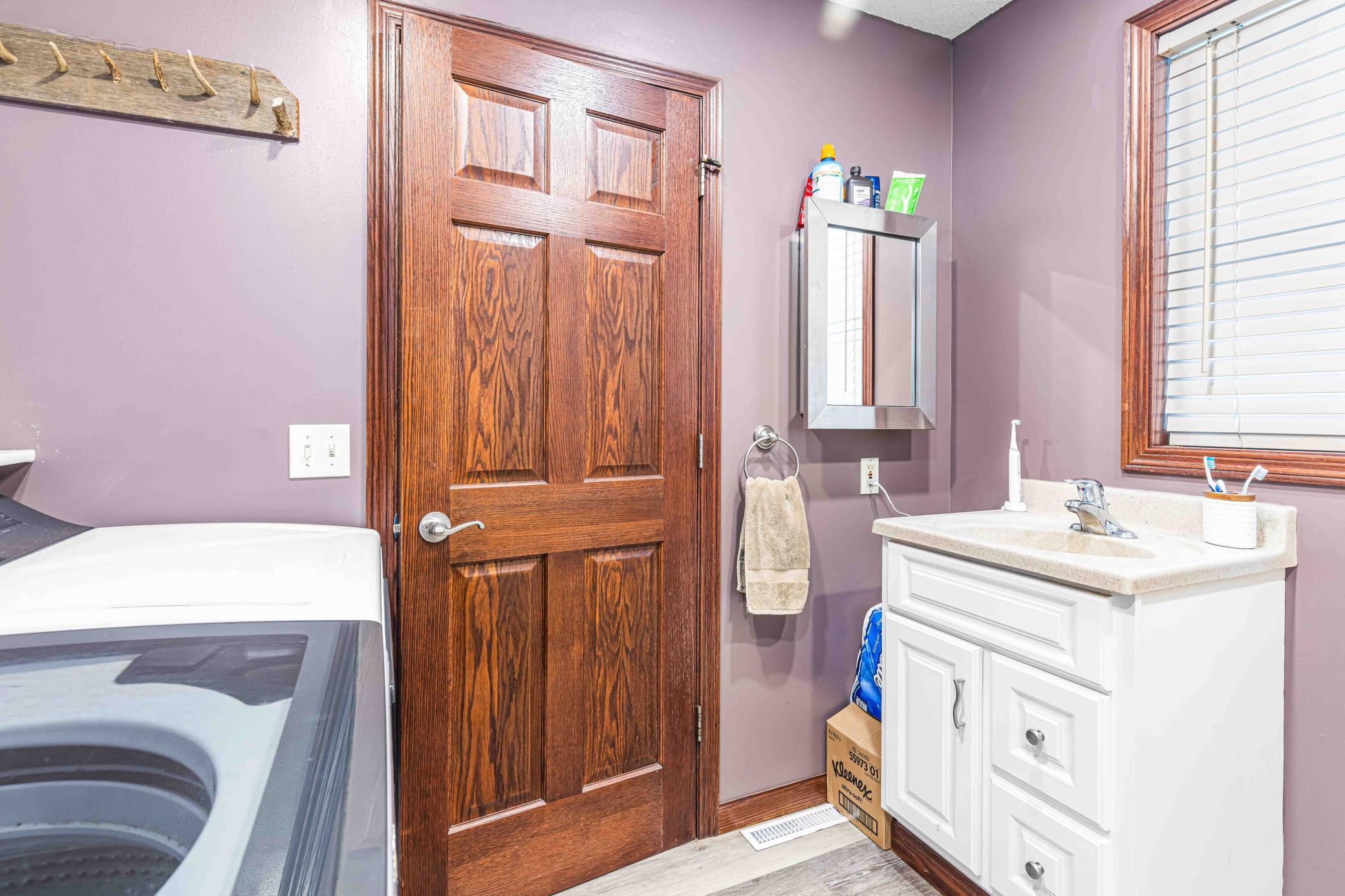 1909 single family home for sale at 14800 90th Avenue S in Barnesville, MN — 4 bed, 2 bath (photo 28 of 37)