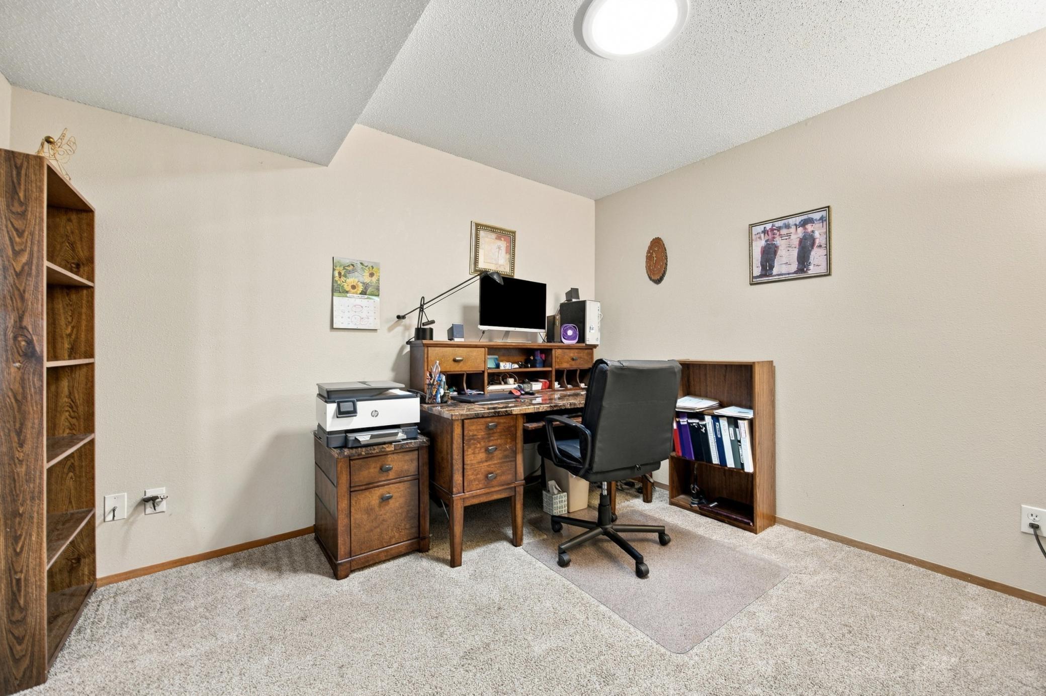 2003 condo for sale at 4708 10 Avenue S in Fargo, ND — 2 bed, 2 bath (photo 16 of 27)