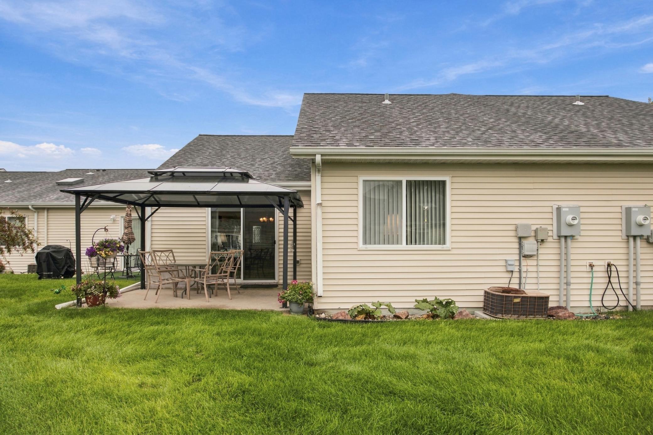 2003 condo for sale at 4708 10 Avenue S in Fargo, ND — 2 bed, 2 bath (photo 23 of 27)