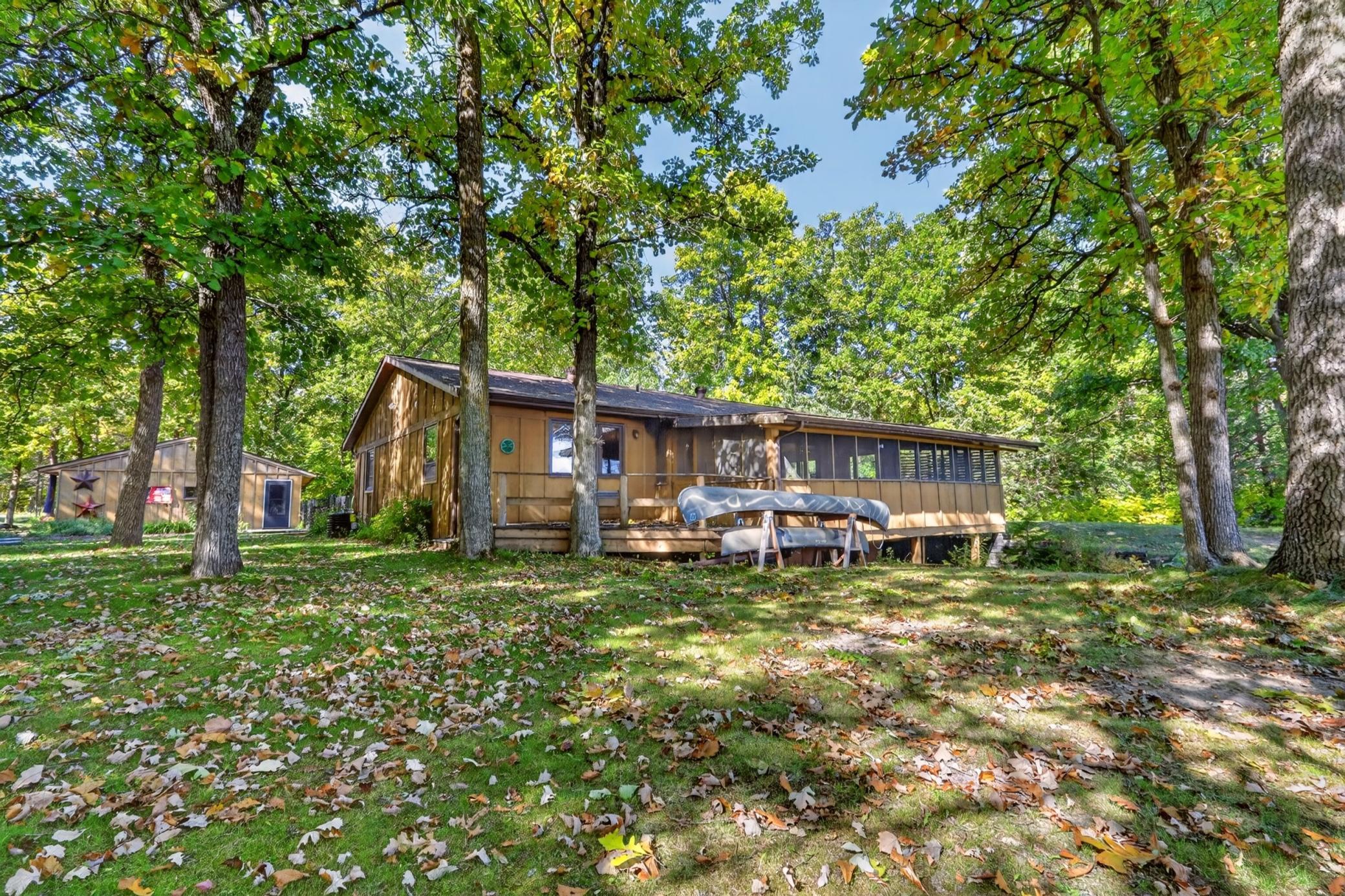 1978 single family home for sale at 2016 Knollwood Drive in Grand Rapids, MN — 3 bed, 2 bath (photo 11 of 44)