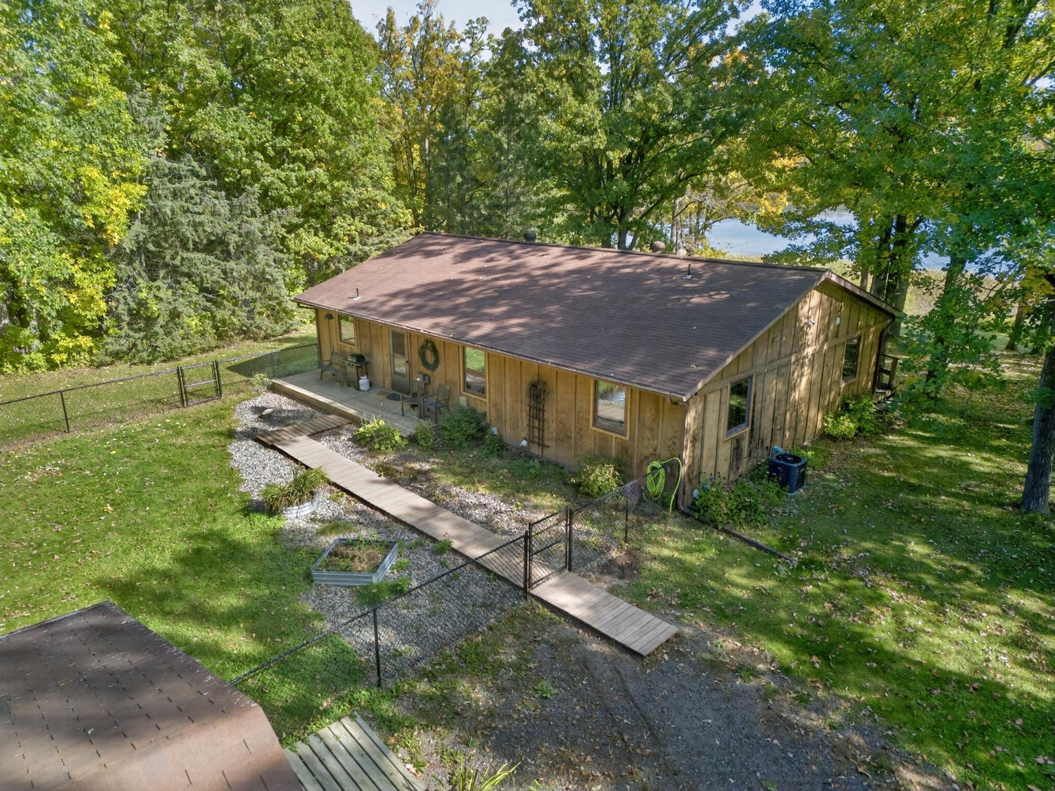 1978 single family home for sale at 2016 Knollwood Drive in Grand Rapids, MN — 3 bed, 2 bath (photo 37 of 44)
