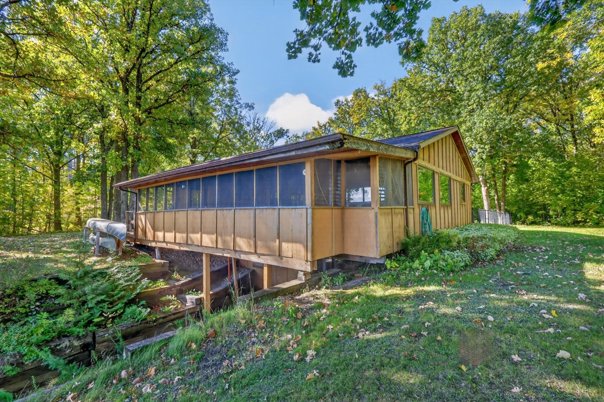1978 single family home for sale at 2016 Knollwood Drive in Grand Rapids, MN — 3 bed, 2 bath (photo 8 of 44)