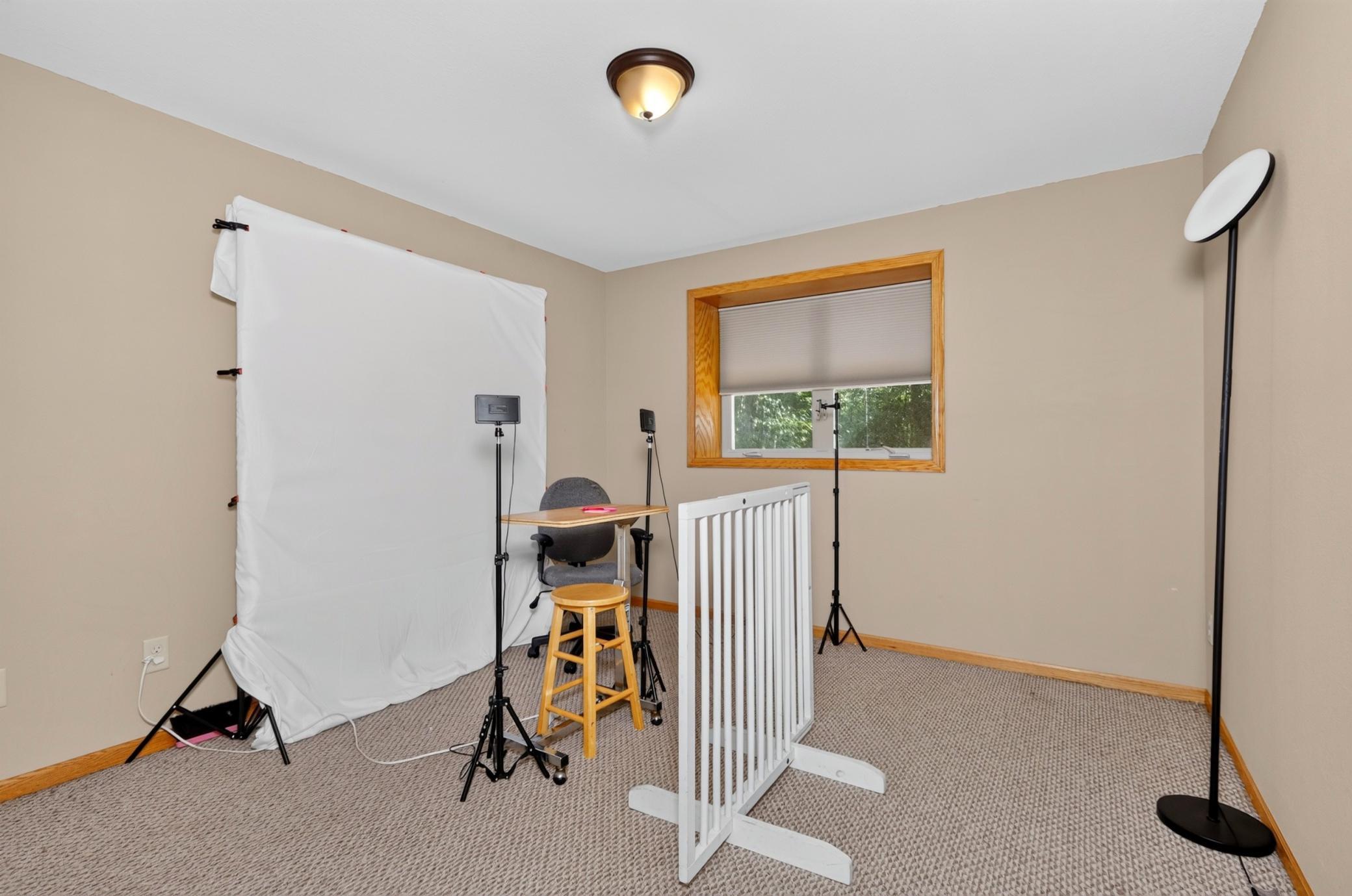 2009 single family home for sale at 112 Bay Road in Coleraine, MN — 4 bed, 4 bath (photo 22 of 47)