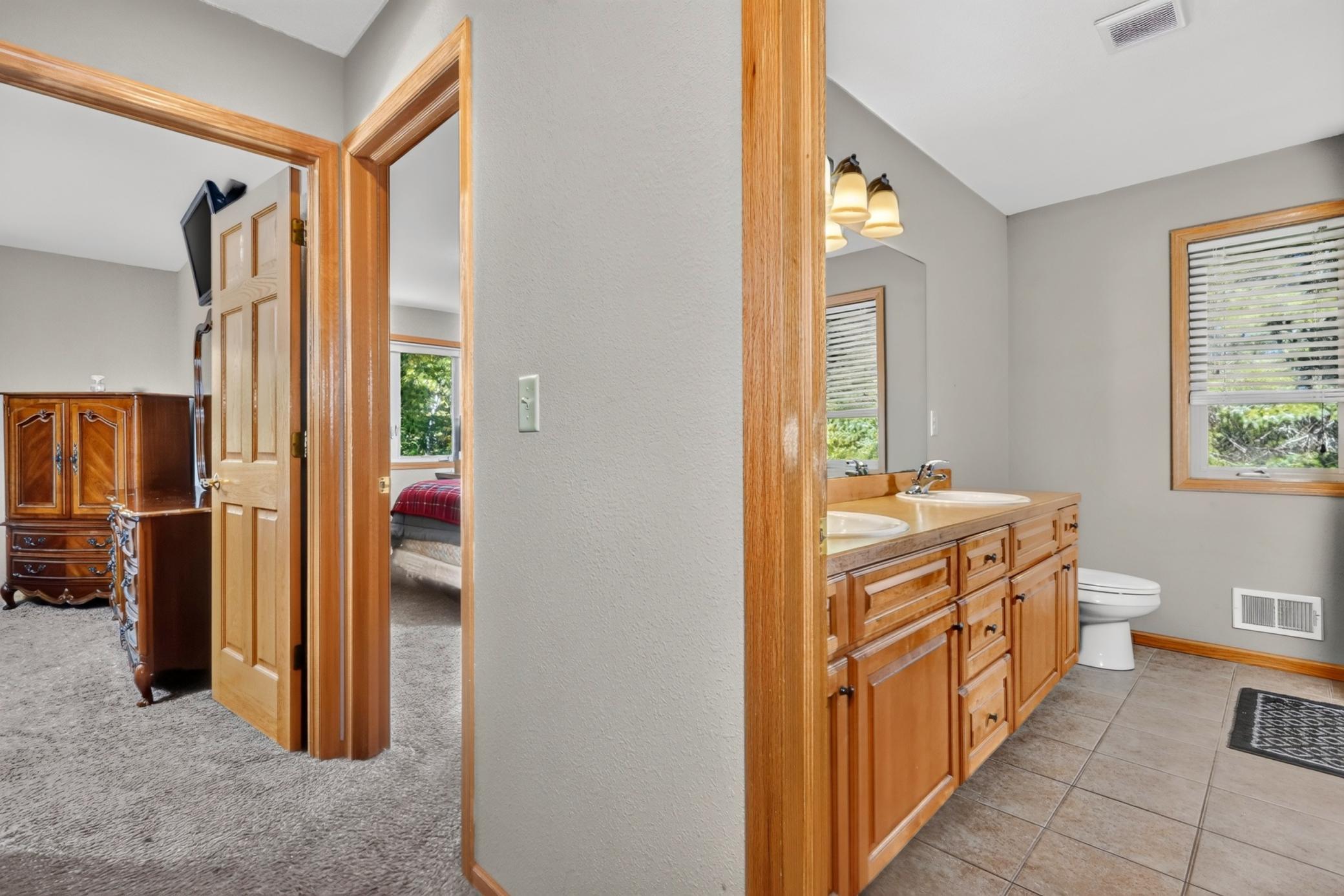 2009 single family home for sale at 112 Bay Road in Coleraine, MN — 4 bed, 4 bath (photo 25 of 47)