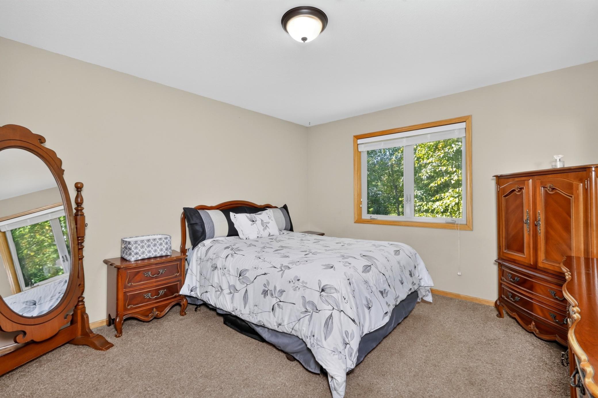 2009 single family home for sale at 112 Bay Road in Coleraine, MN — 4 bed, 4 bath (photo 28 of 47)