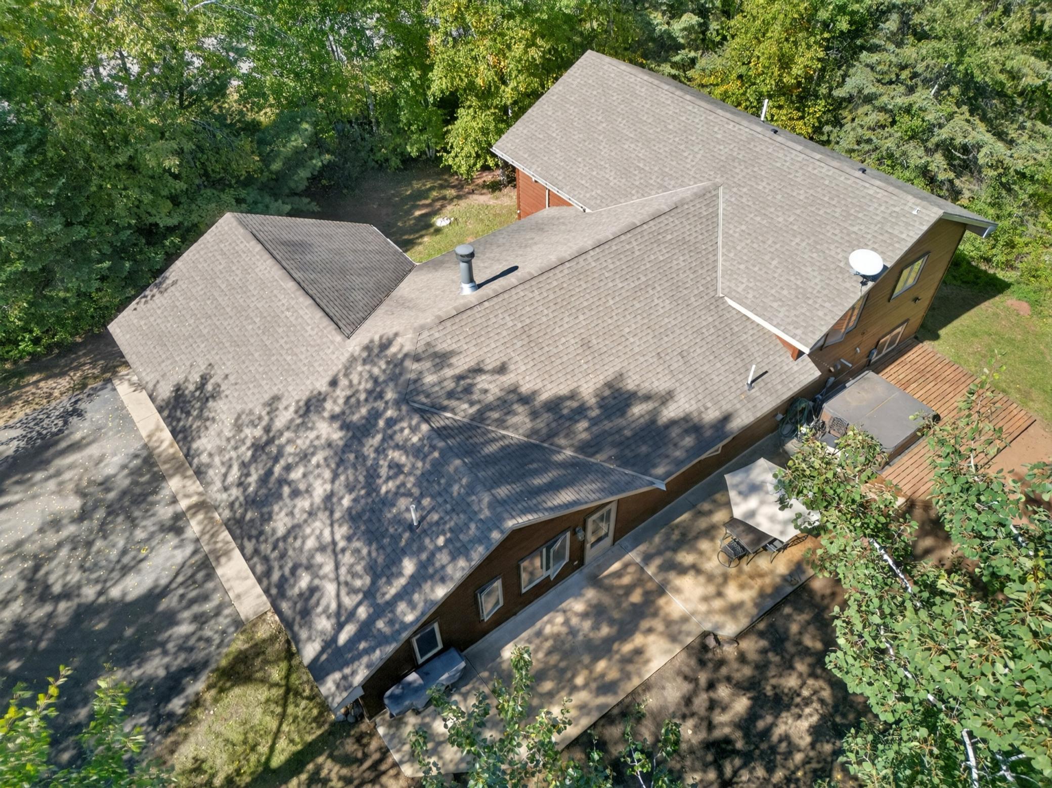 2009 single family home for sale at 112 Bay Road in Coleraine, MN — 4 bed, 4 bath (photo 42 of 47)