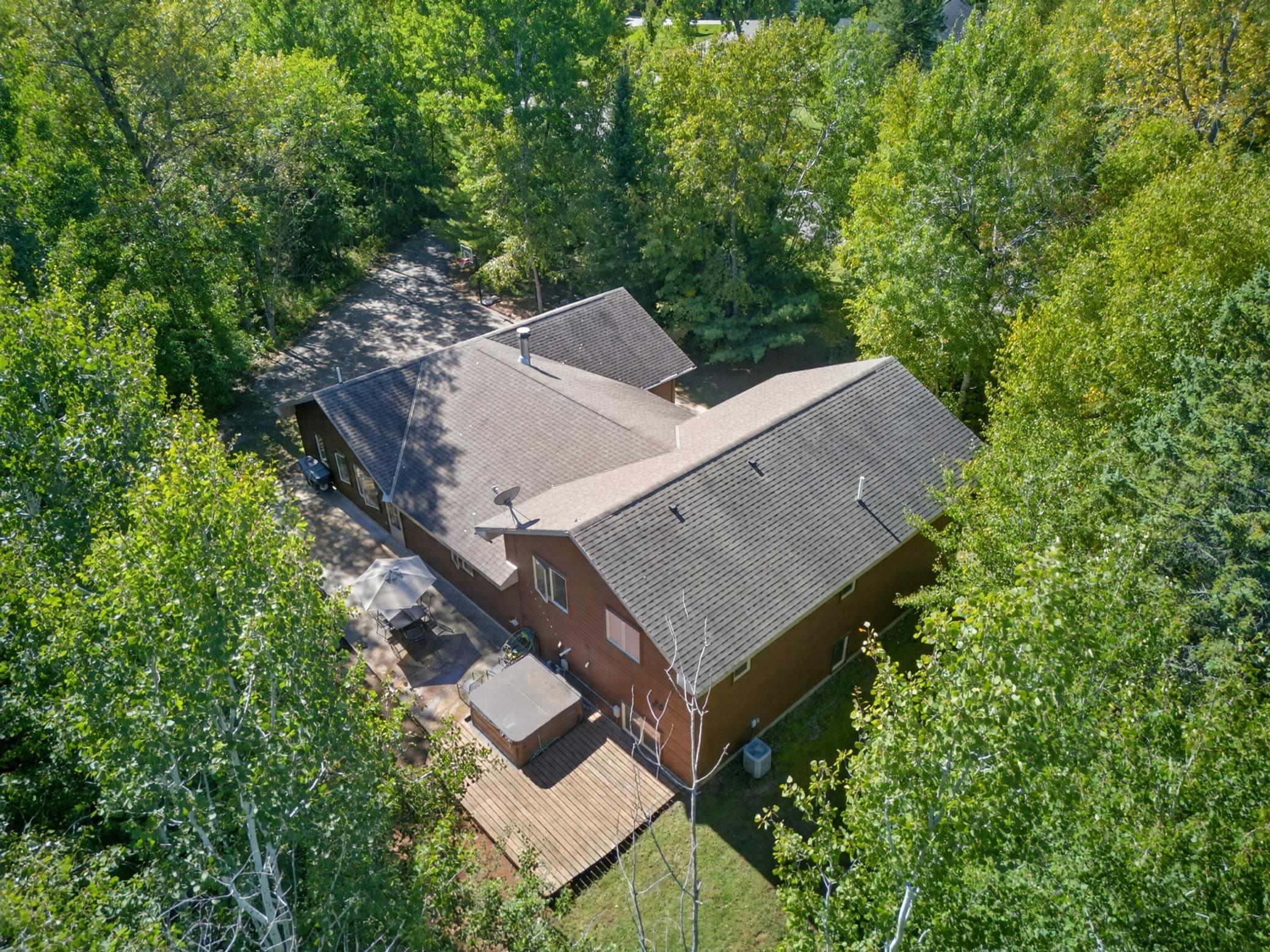 2009 single family home for sale at 112 Bay Road in Coleraine, MN — 4 bed, 4 bath (photo 43 of 47)