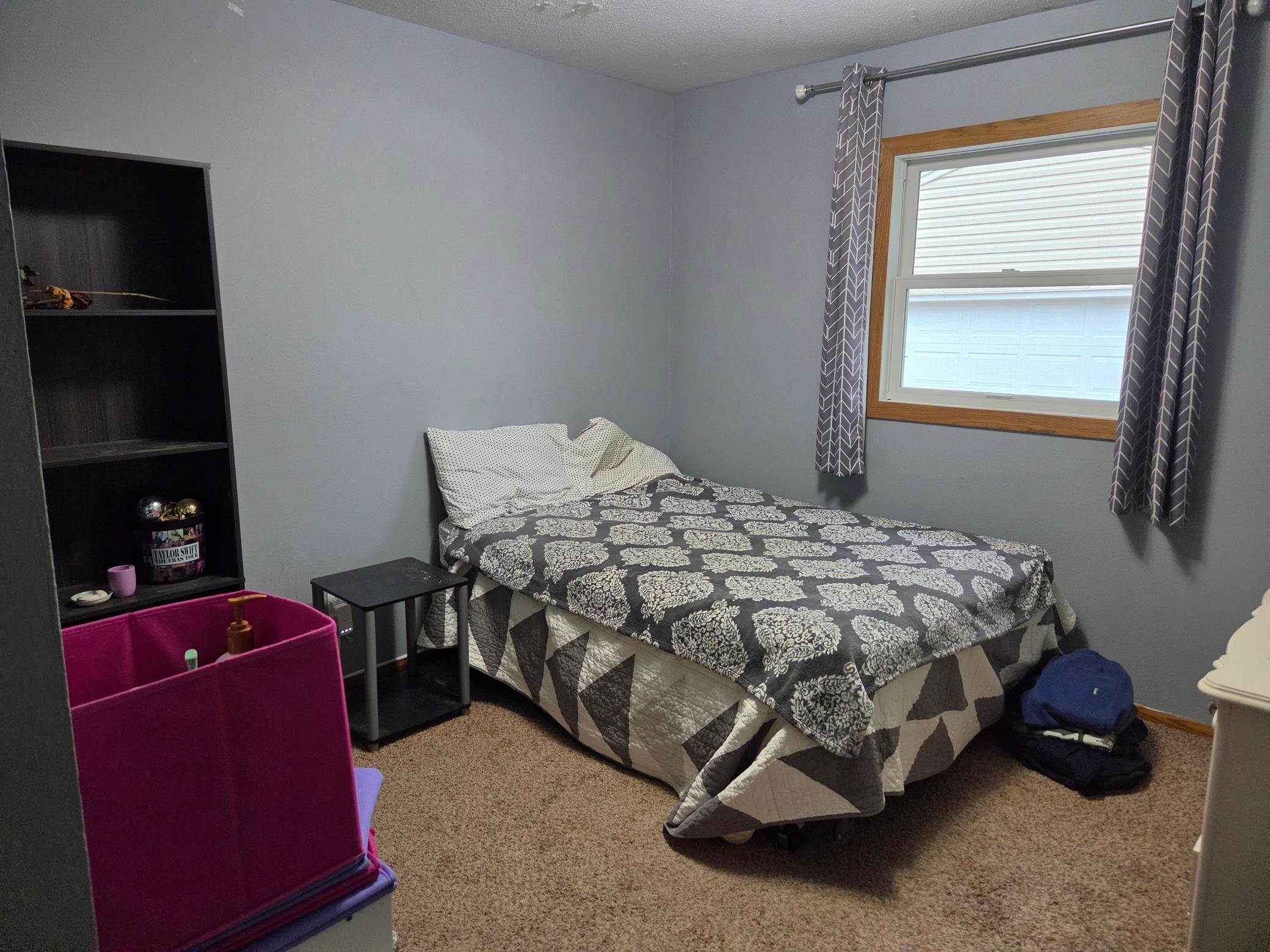 1967 single family home for sale at 1445 18th Street S in Fargo, ND — 3 bed, 2 bath (photo 11 of 15)