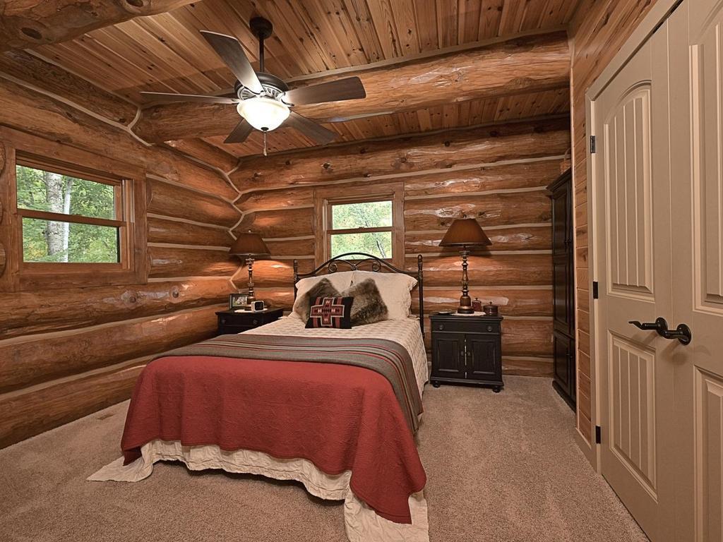 2006 single family home for sale at 30780 Zims Lane in Grand Rapids, MN — 2 bed, 3 bath (photo 17 of 68)