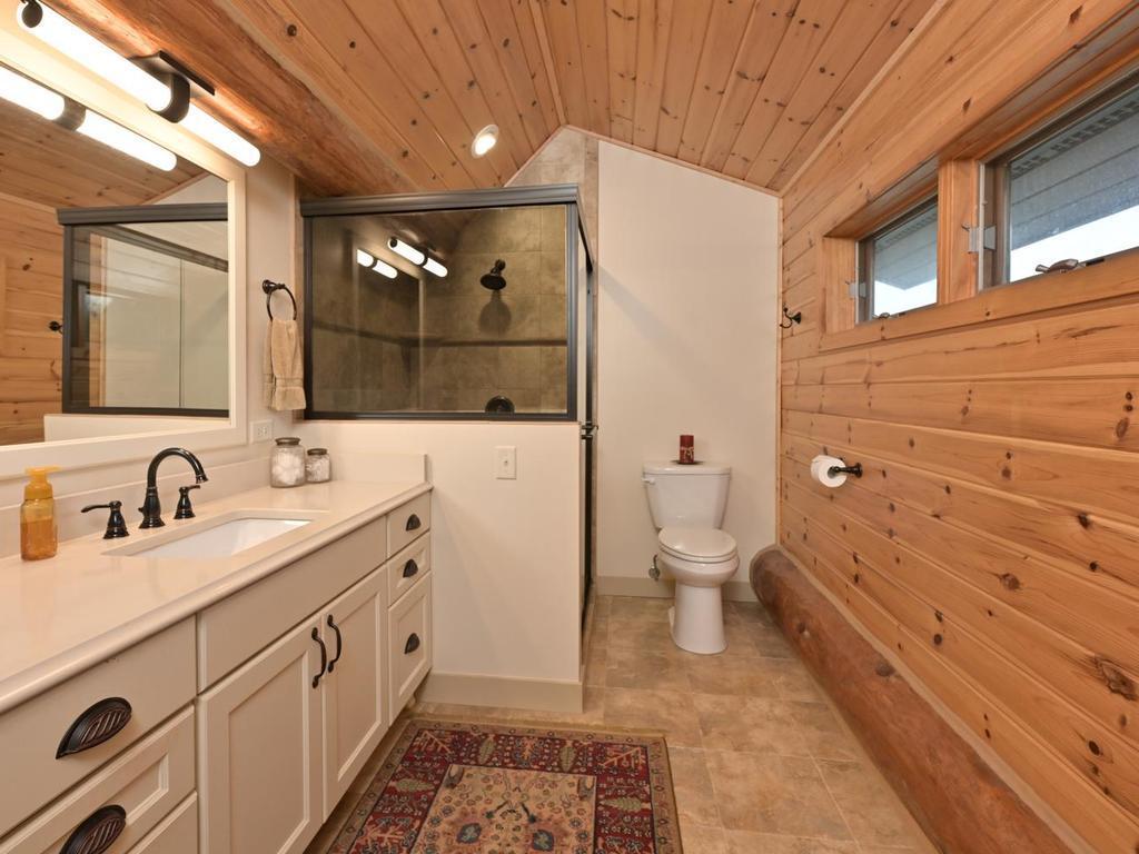 2006 single family home for sale at 30780 Zims Lane in Grand Rapids, MN — 2 bed, 3 bath (photo 23 of 68)