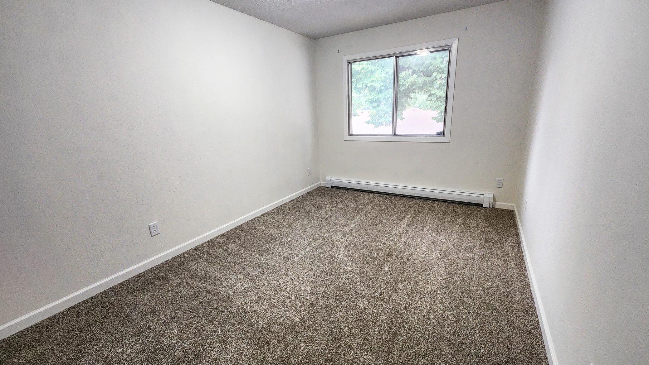 1975 condo for sale at 3302 2nd Street N, Unit C24 in Fargo, ND — 2 bed, 1 bath (photo 11 of 21)