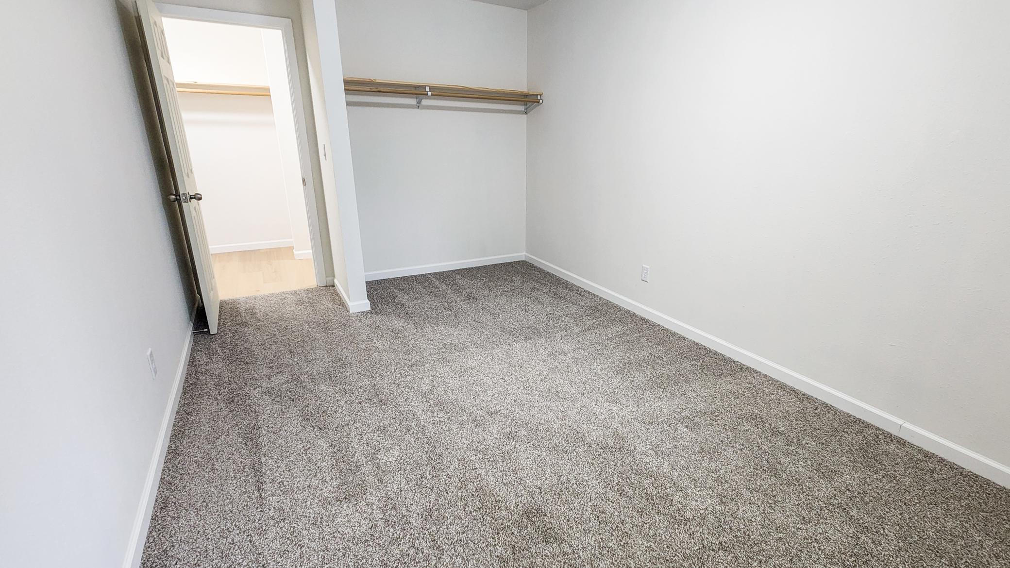 1975 condo for sale at 3302 2nd Street N, Unit C24 in Fargo, ND — 2 bed, 1 bath (photo 12 of 21)