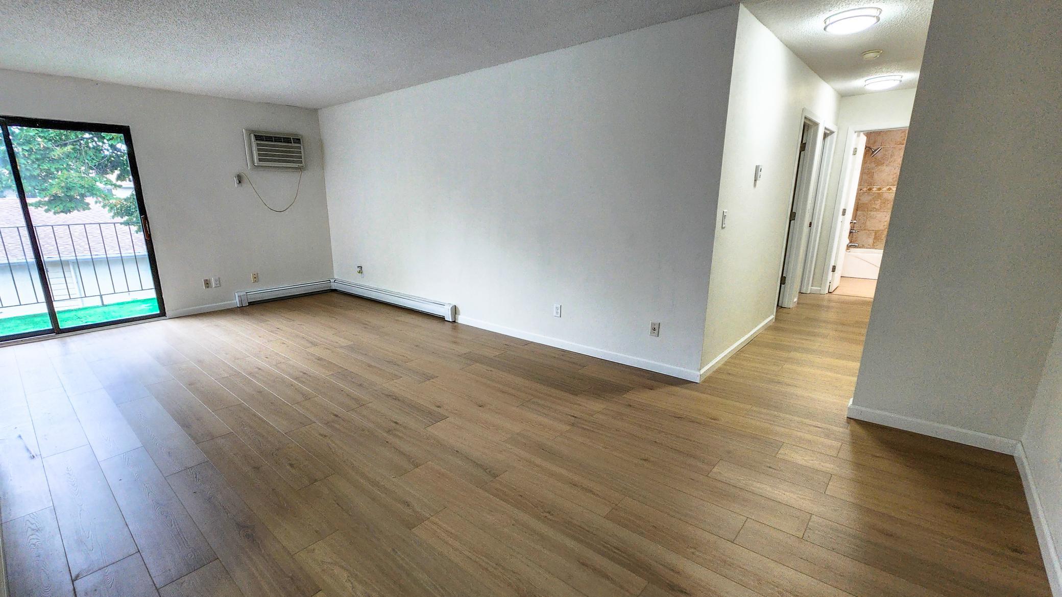 1975 condo for sale at 3302 2nd Street N, Unit C24 in Fargo, ND — 2 bed, 1 bath (photo 9 of 21)