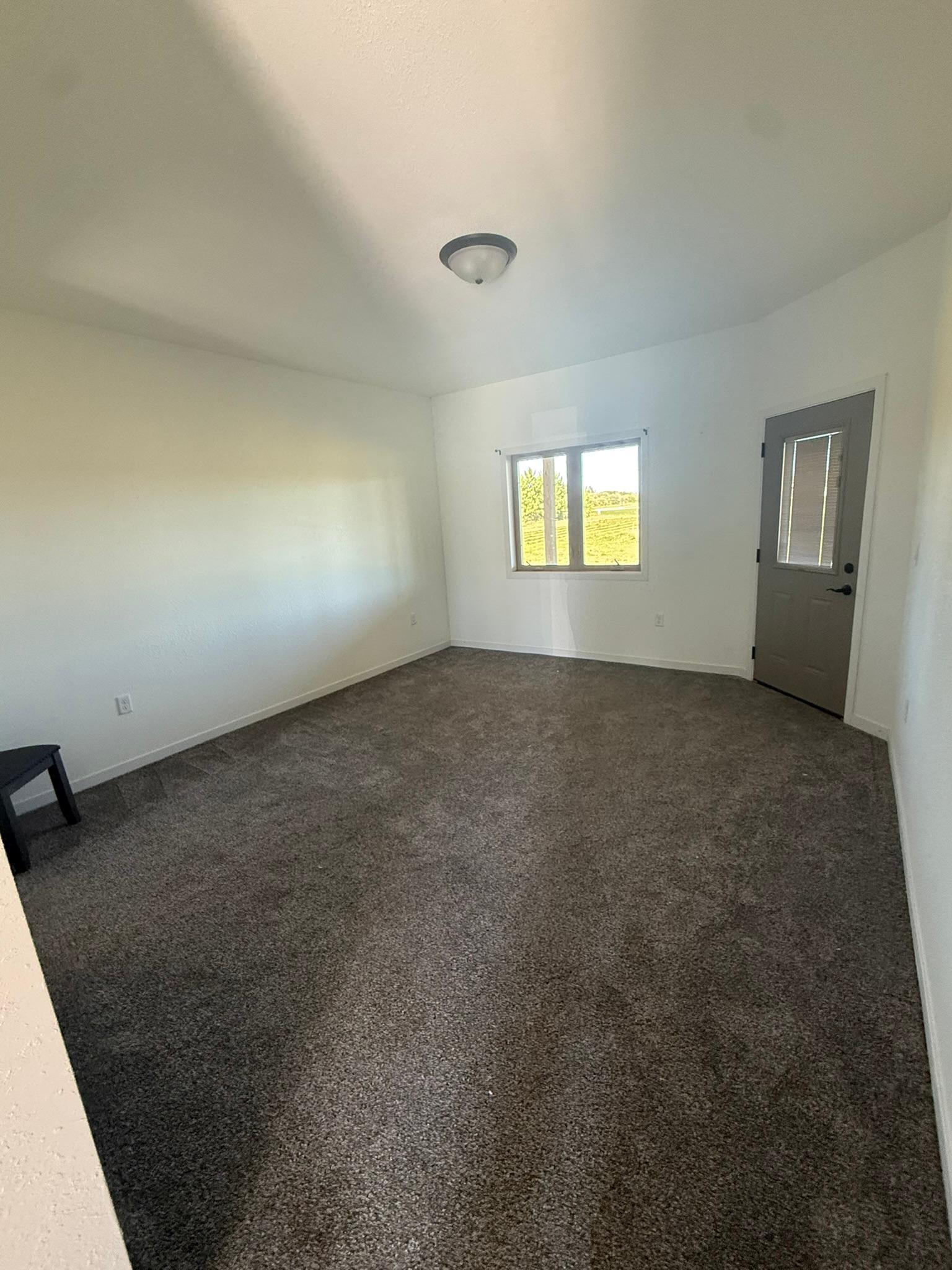 2021 single family home for sale at 2158 Fighting Sioux Loop NW in Baudette, MN — 3 bed, 2 bath (photo 15 of 51)